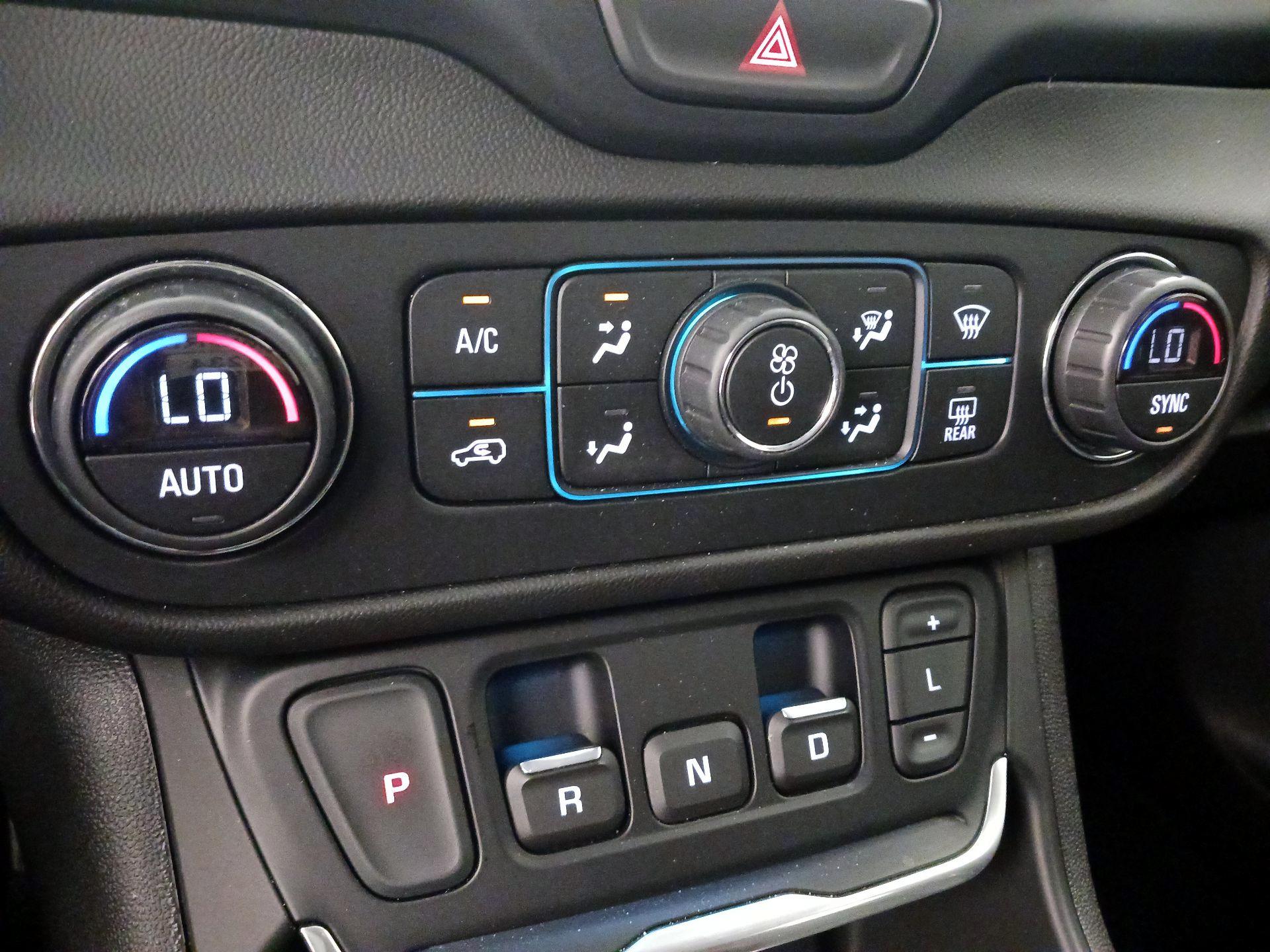 Thumbnail: 2021 GMC Terrain - 16