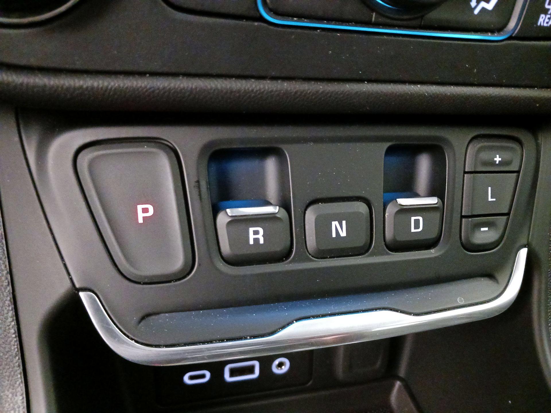 Thumbnail: 2021 GMC Terrain - 17
