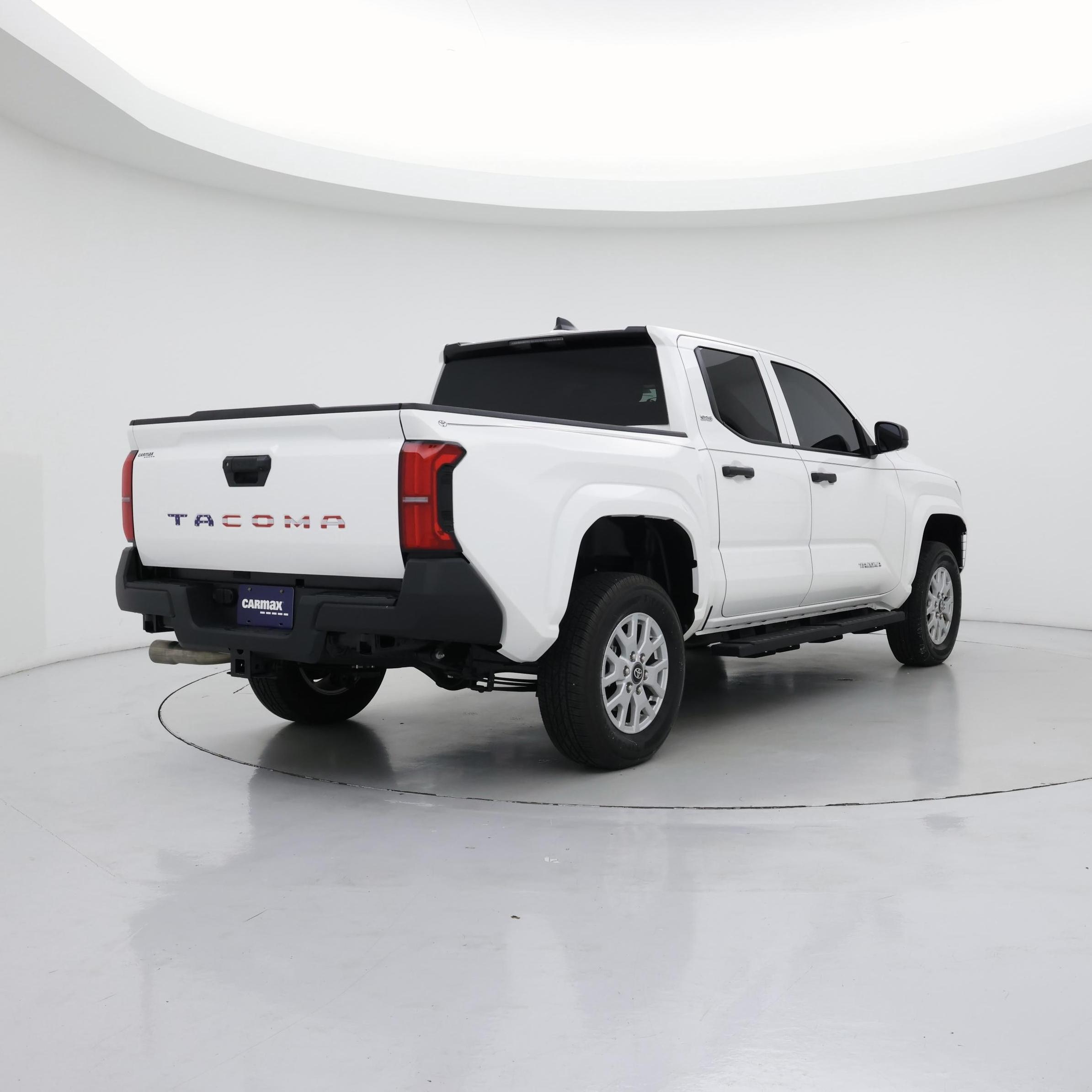Thumbnail: 2024 Toyota Tacoma - 8