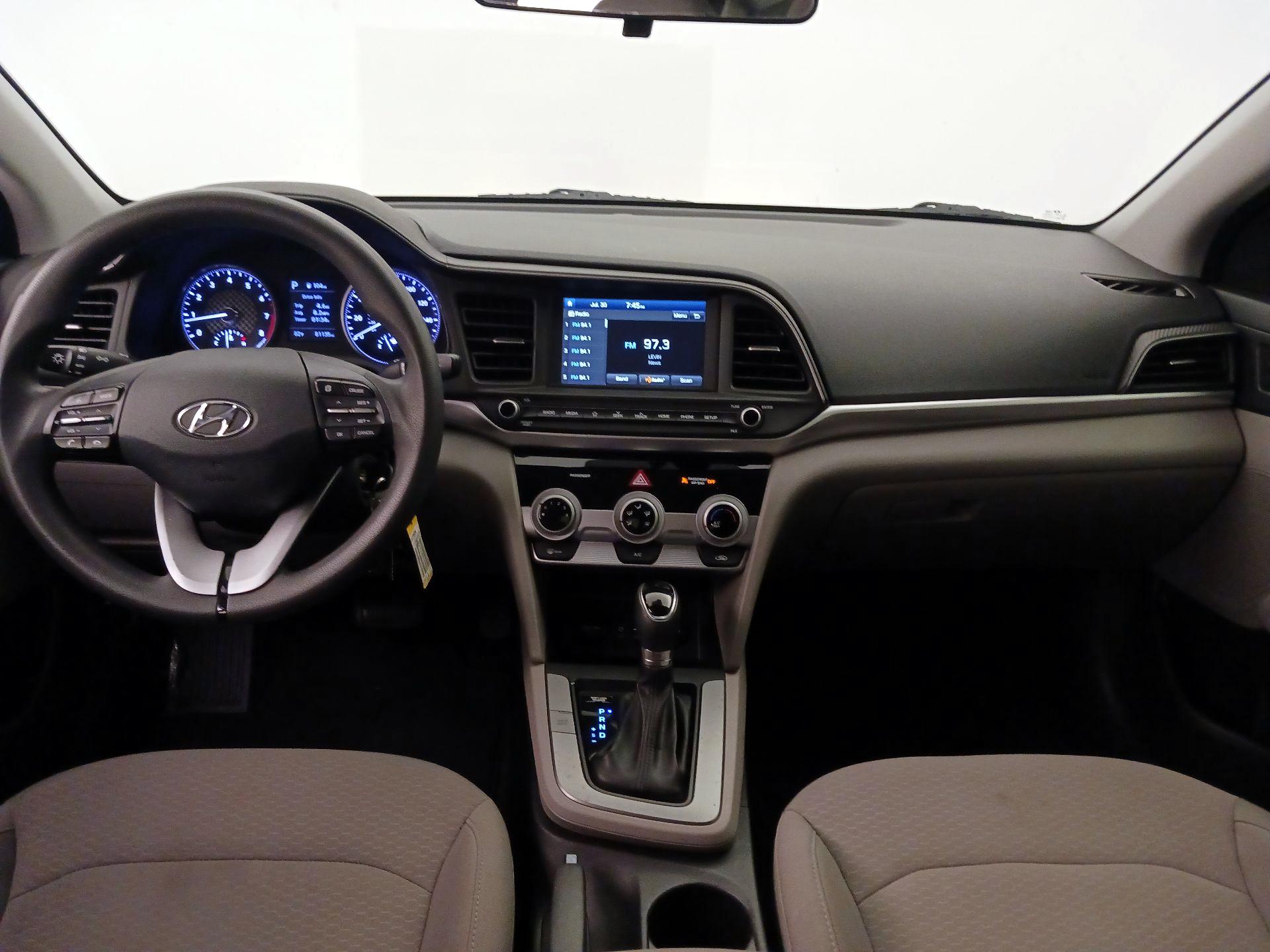 Thumbnail: 2019 Hyundai Elantra - 9