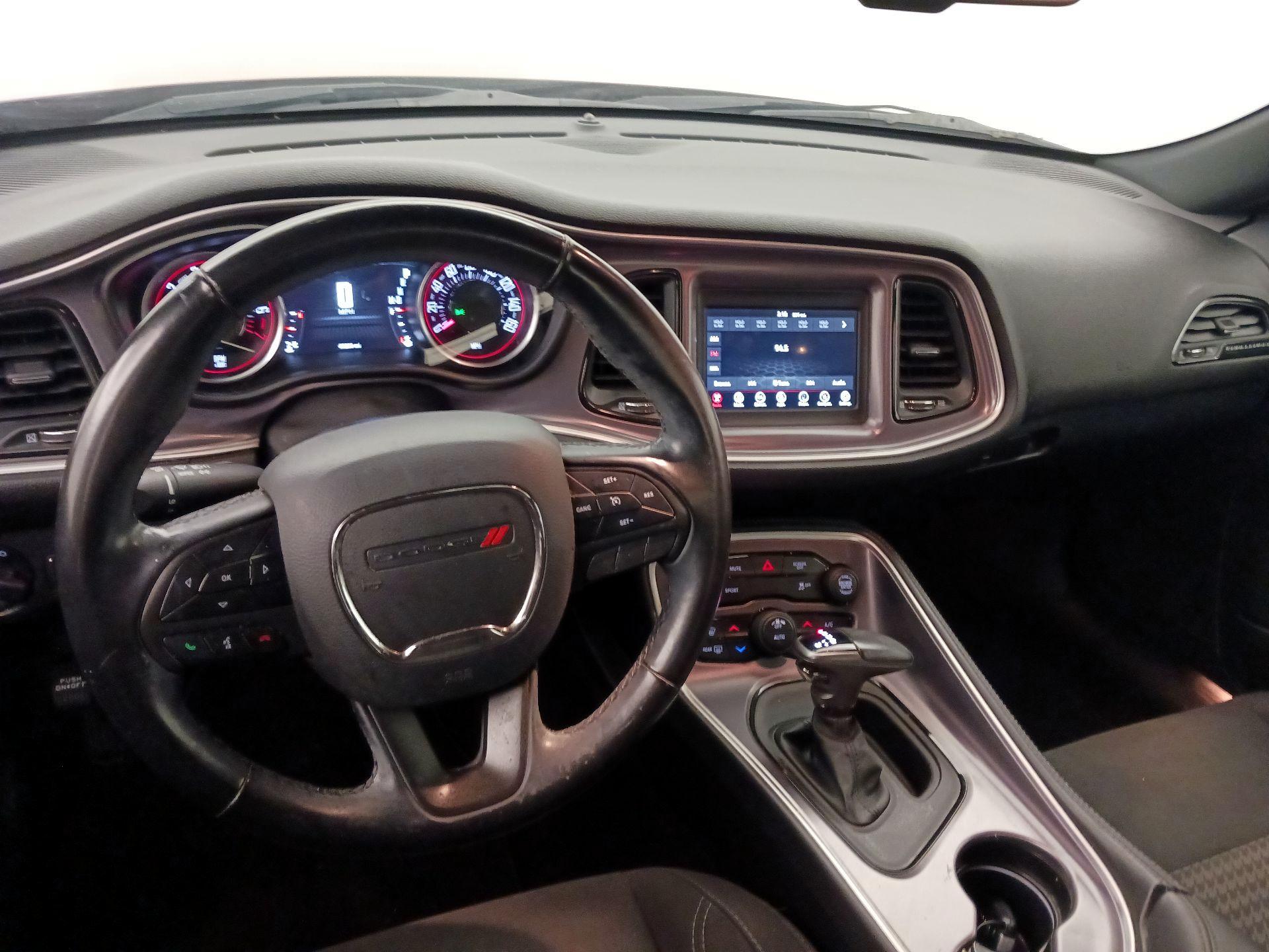 Thumbnail: 2019 Dodge Challenger - 9