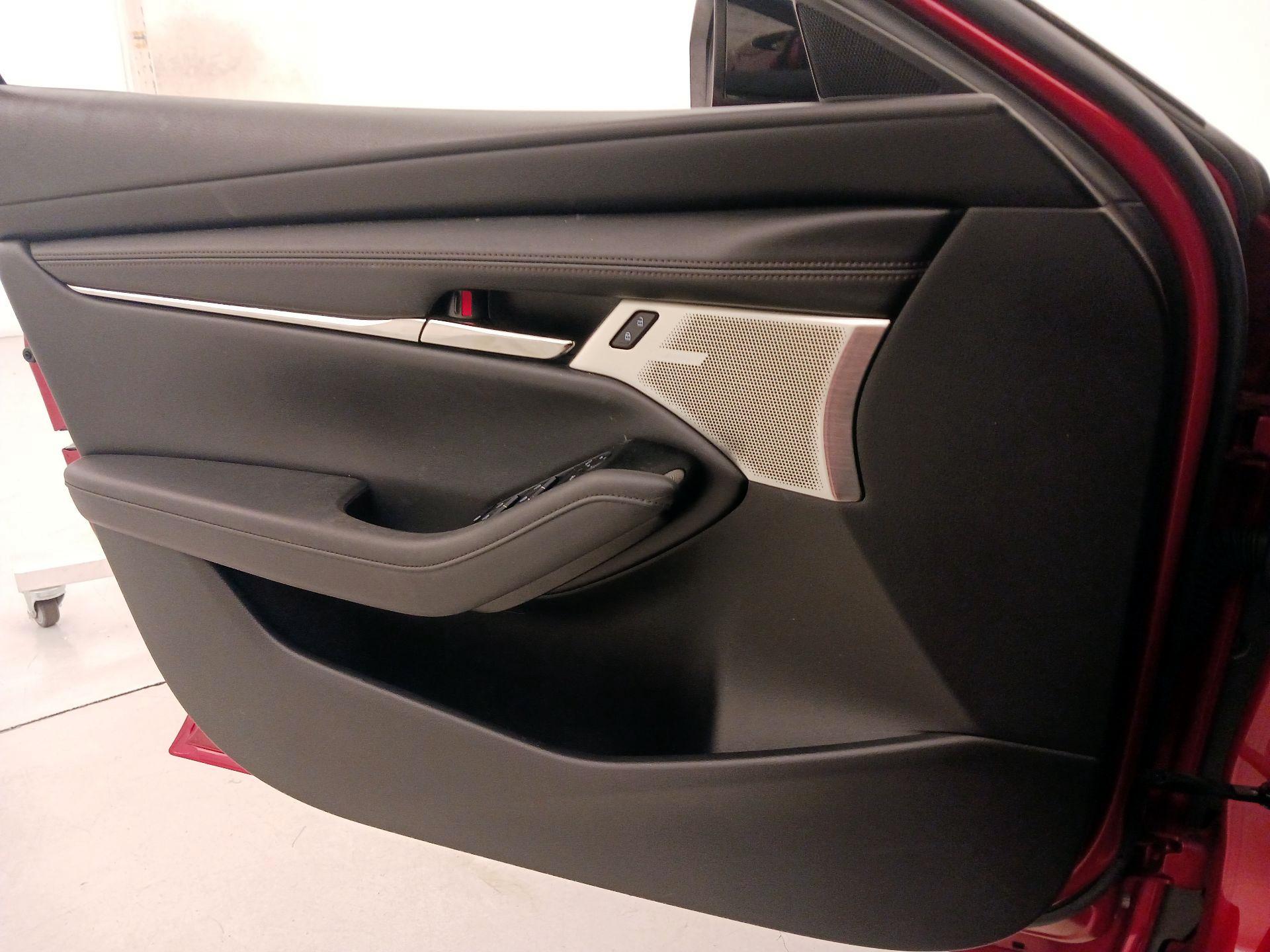 Thumbnail: 2023 Mazda Mazda3 - 12