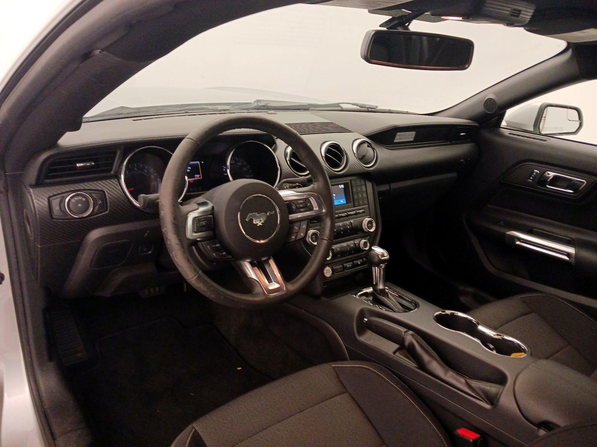 Thumbnail: 2016 Ford Mustang - 9