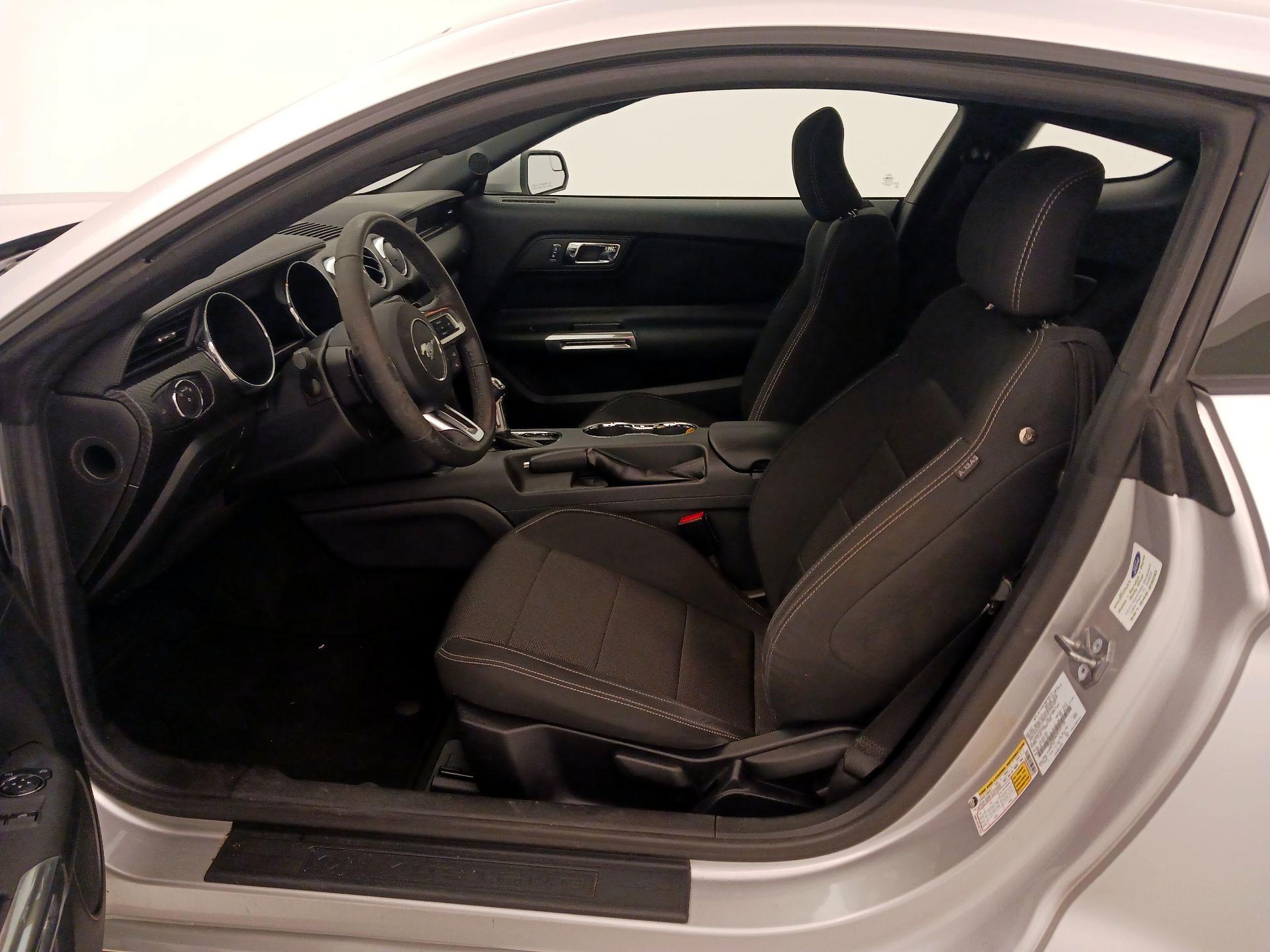 Thumbnail: 2016 Ford Mustang - 11