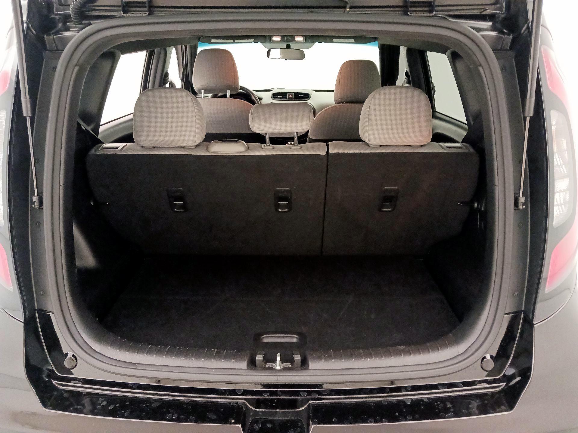 Thumbnail: 2018 Kia Soul - 19