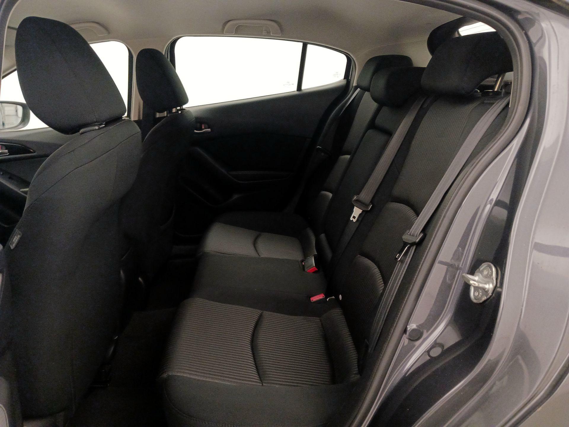 Thumbnail: 2016 Mazda Mazda3 - 19