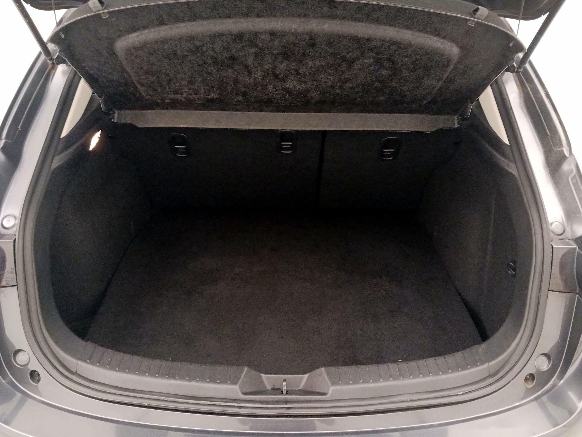 Thumbnail: 2016 Mazda Mazda3 - 20