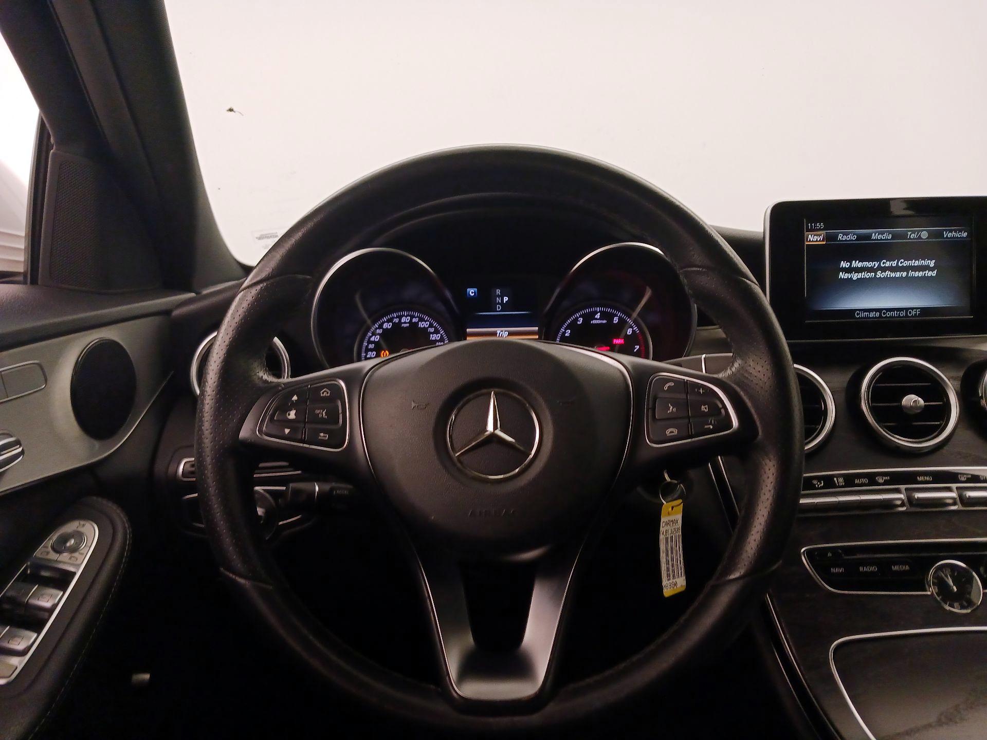 Thumbnail: 2018 Mercedes-Benz C-Class - 10