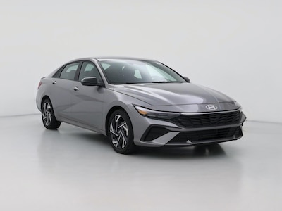 Gray 2025 Hyundai Elantra SEL Sport