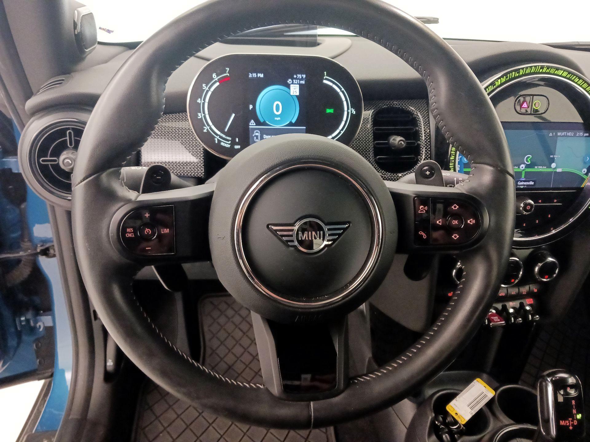 Thumbnail: 2022 MINI Cooper - 10