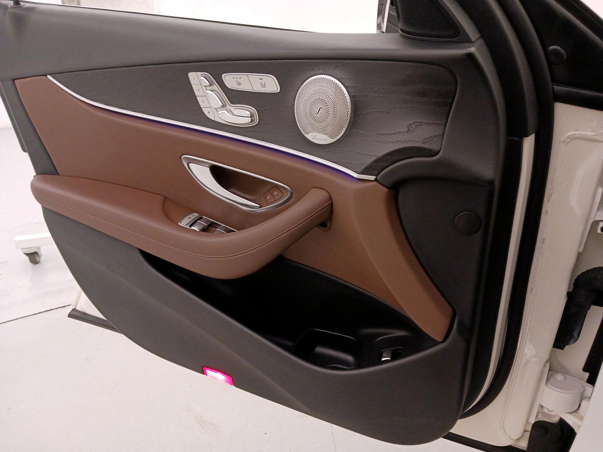 Thumbnail: 2019 Mercedes-Benz E-Class - 12