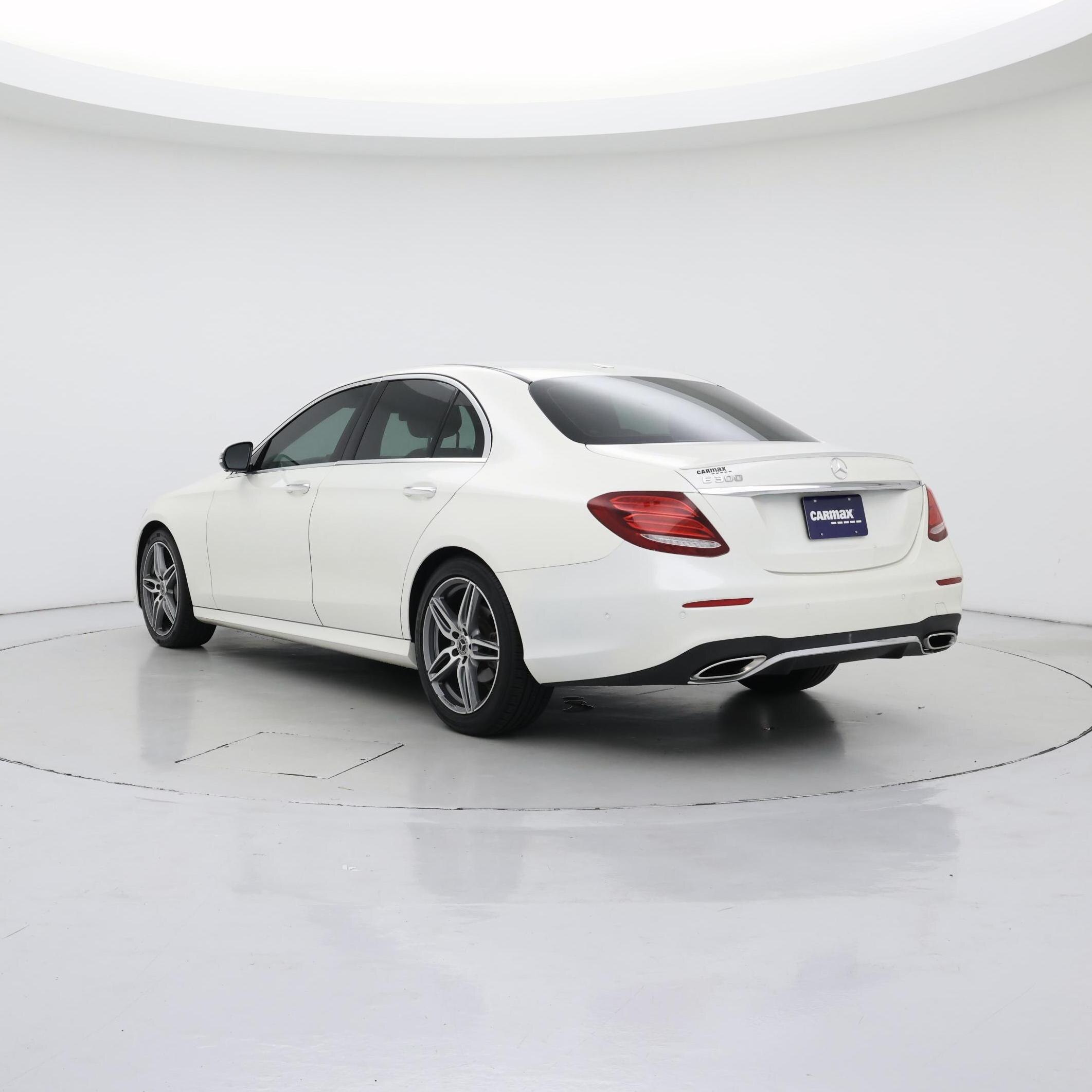 Thumbnail: 2019 Mercedes-Benz E-Class - 2