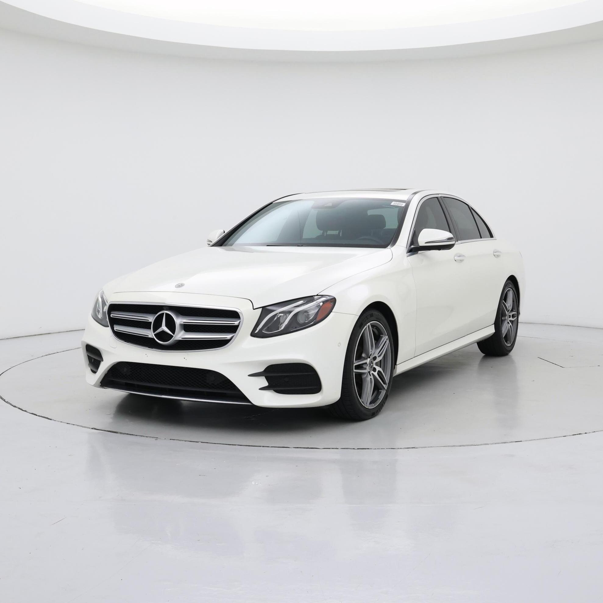 Thumbnail: 2019 Mercedes-Benz E-Class - 4