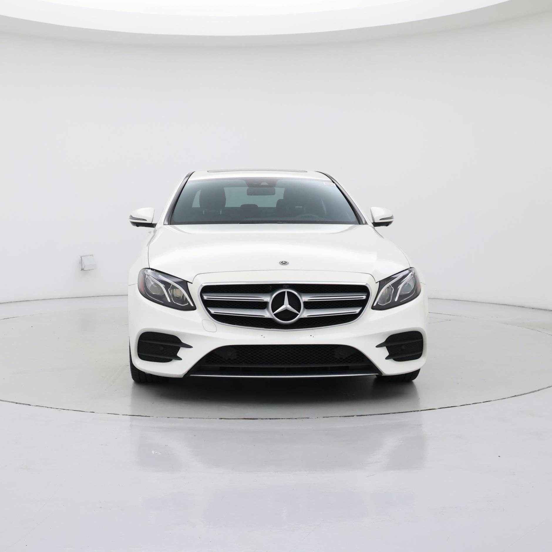 Thumbnail: 2019 Mercedes-Benz E-Class - 5