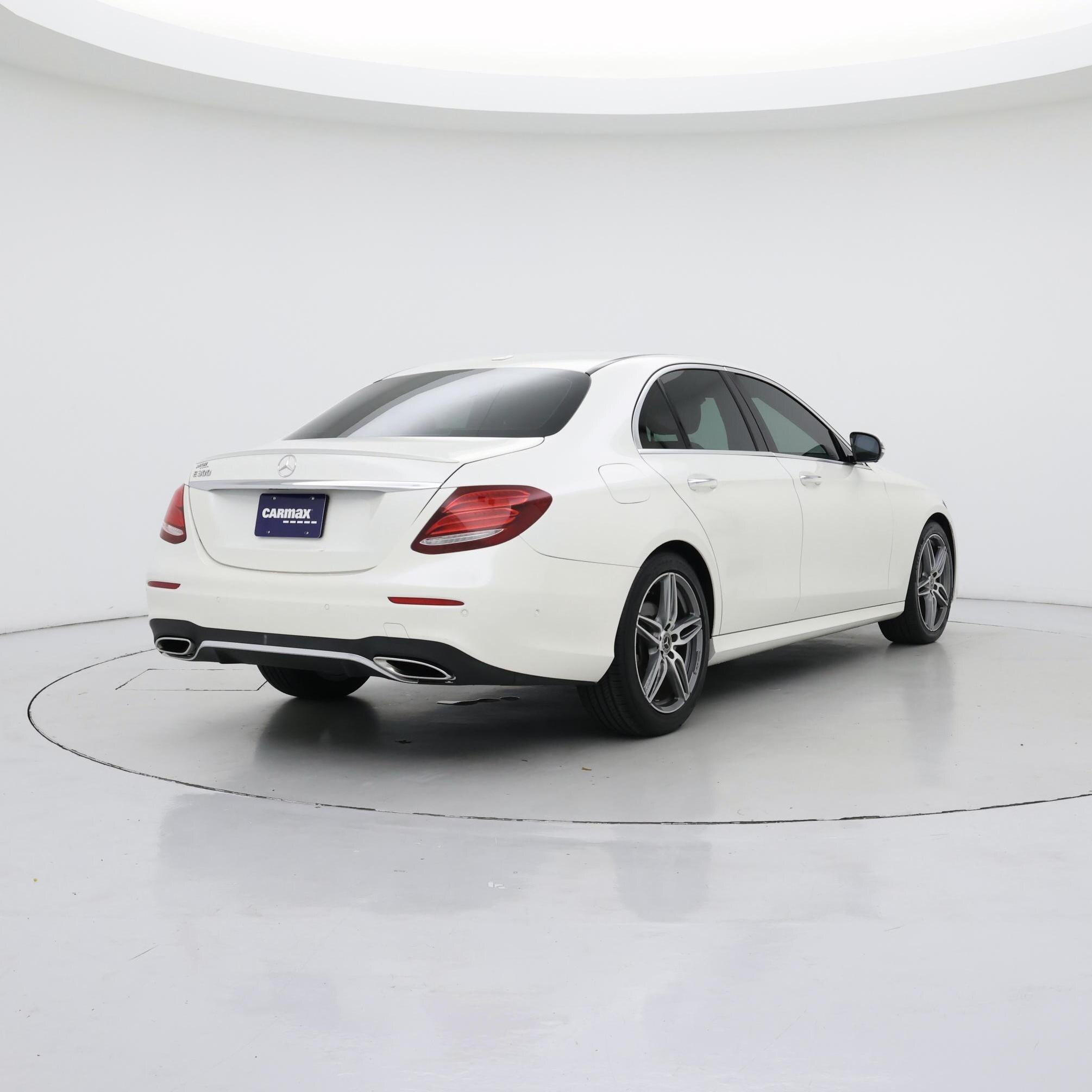 Thumbnail: 2019 Mercedes-Benz E-Class - 8