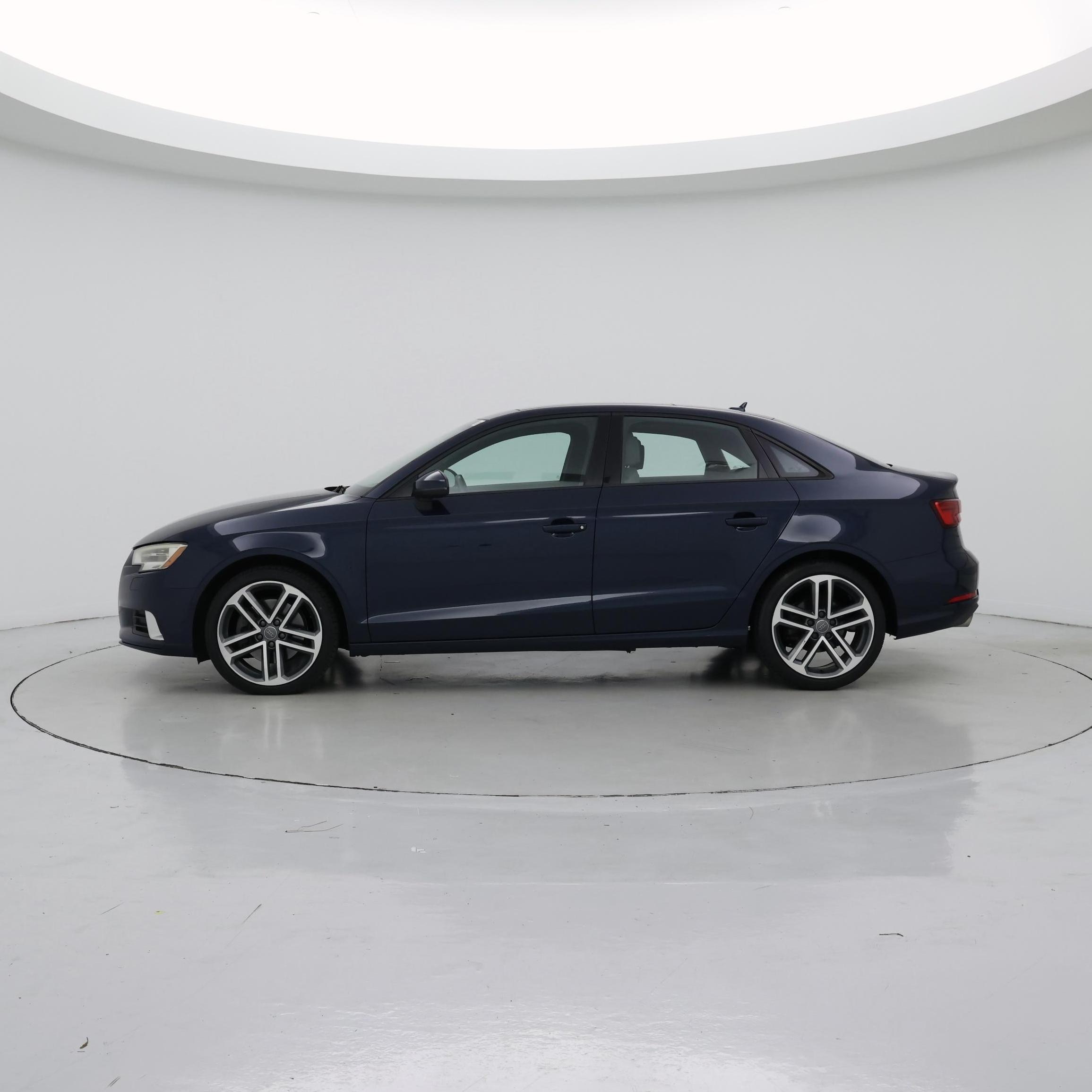 Thumbnail: 2017 Audi A3 - 3