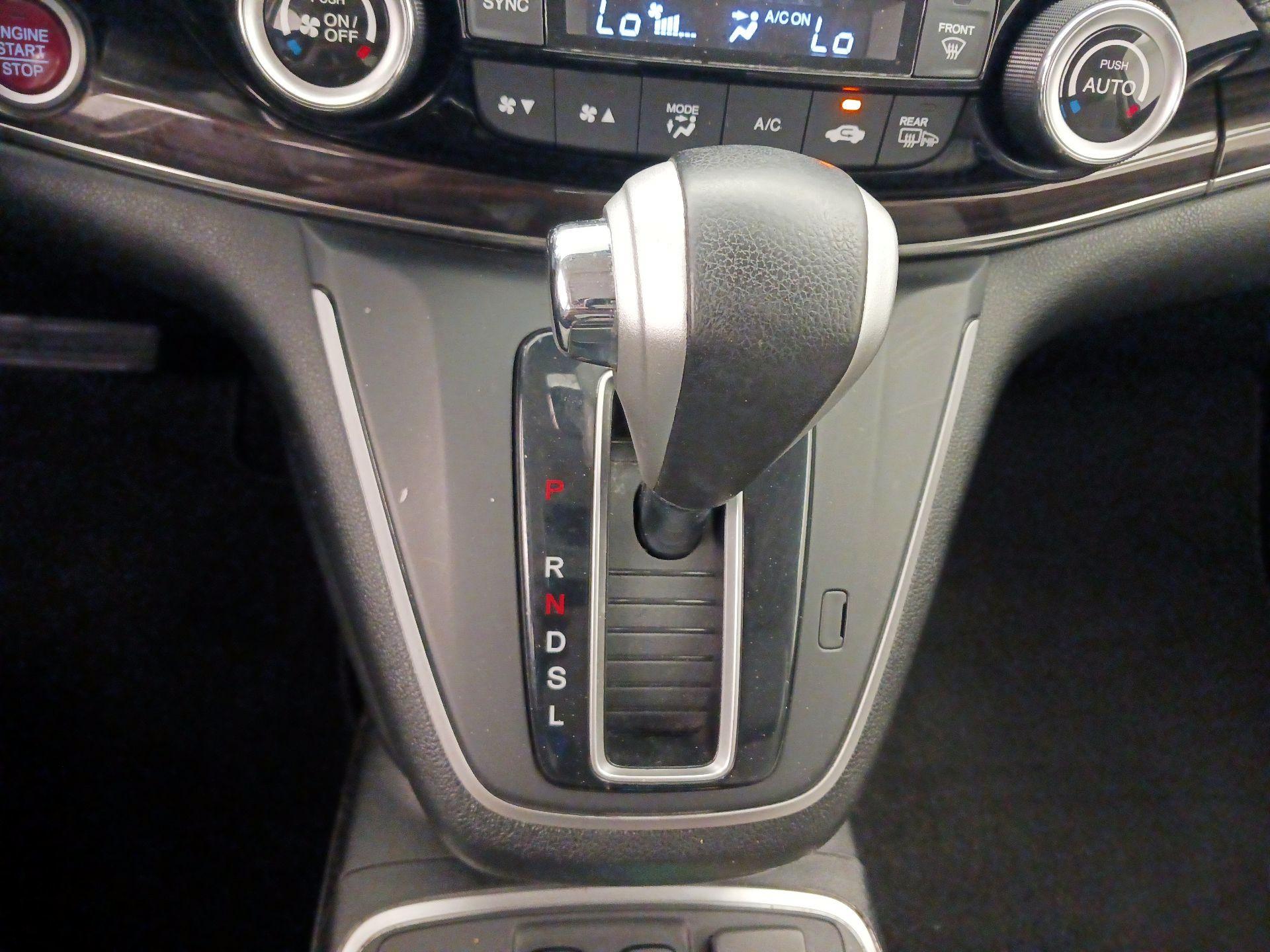 Thumbnail: 2015 Honda CR-V - 18
