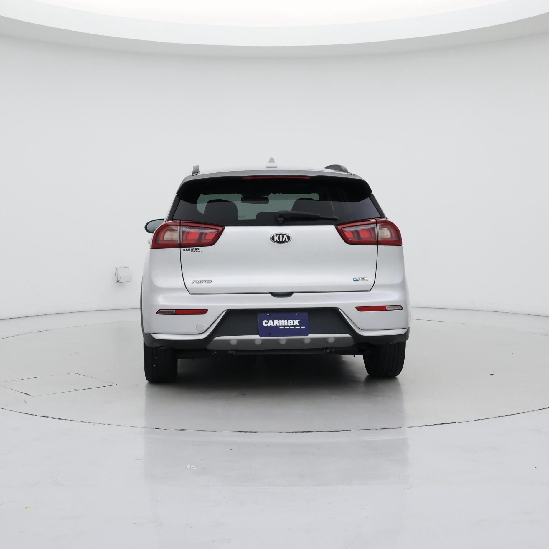 Thumbnail: 2017 Kia Niro - 6