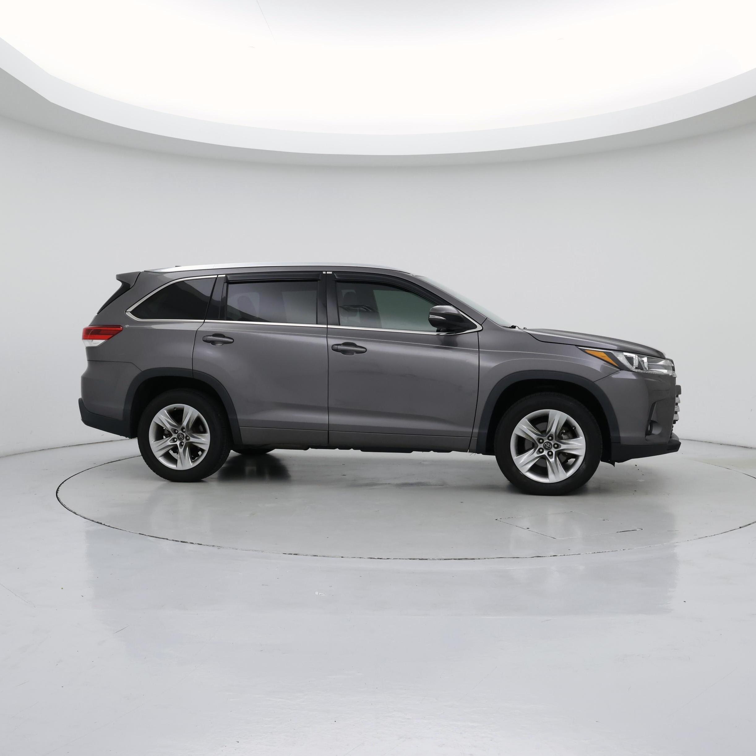Thumbnail: 2018 Toyota Highlander - 7