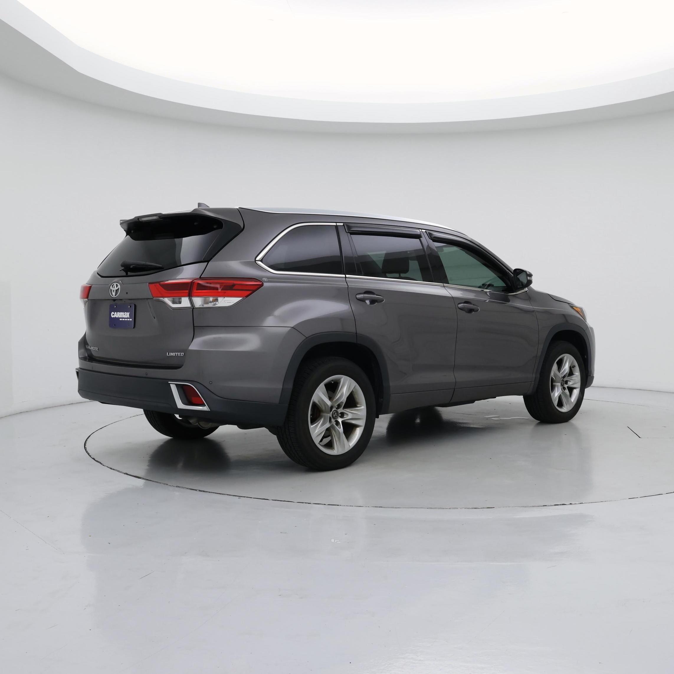 Thumbnail: 2018 Toyota Highlander - 8