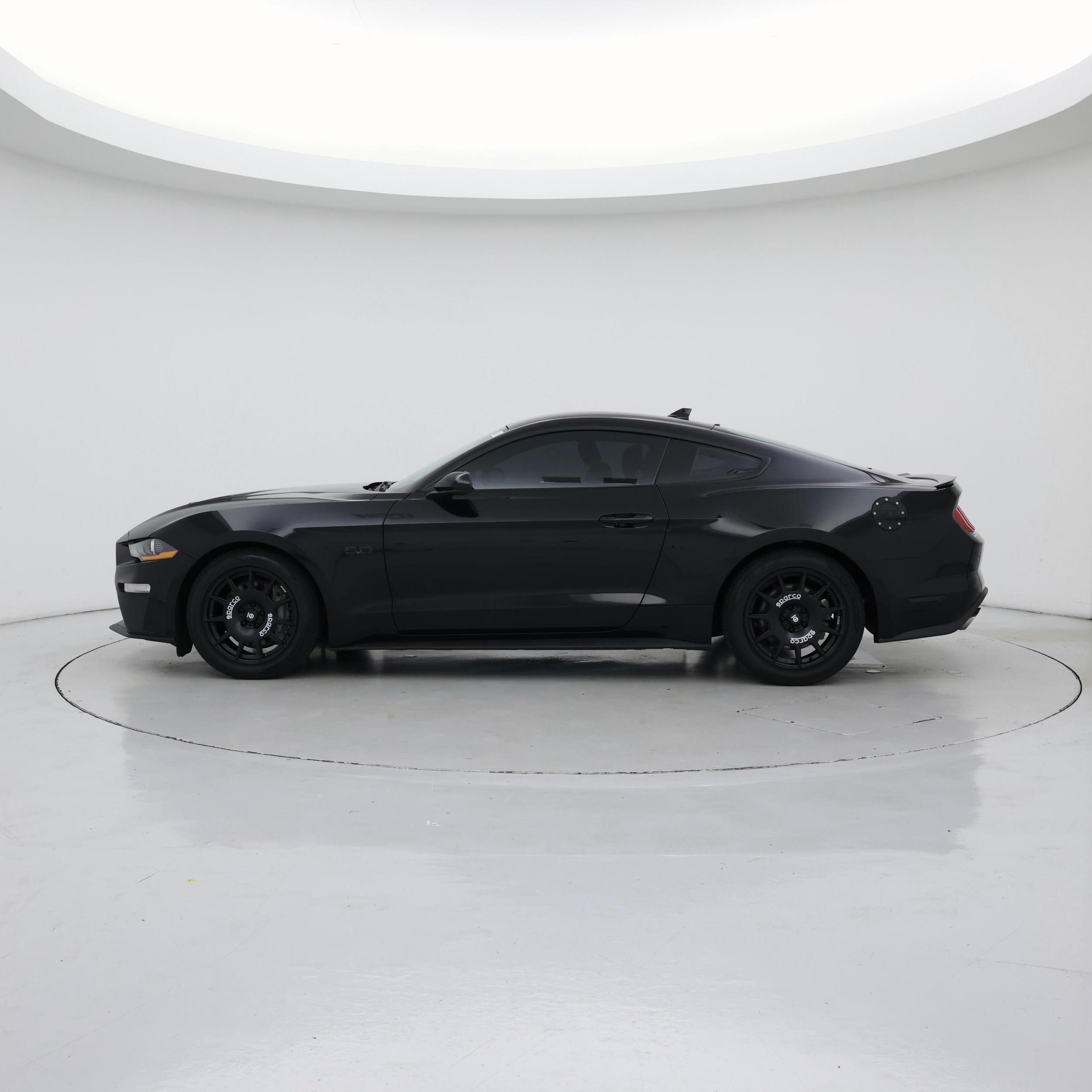 Thumbnail: 2022 Ford Mustang - 3