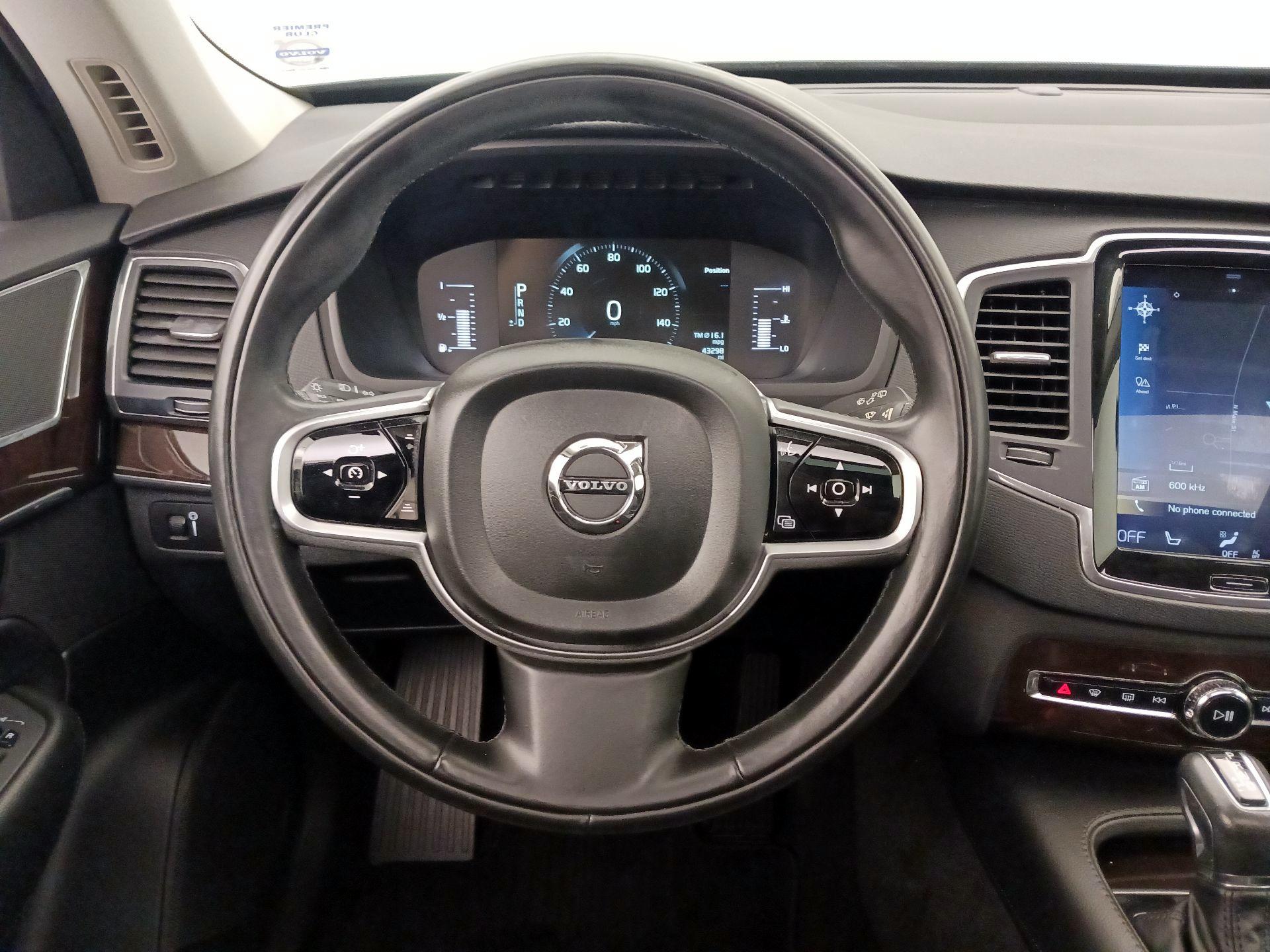 Thumbnail: 2019 Volvo XC90 - 10