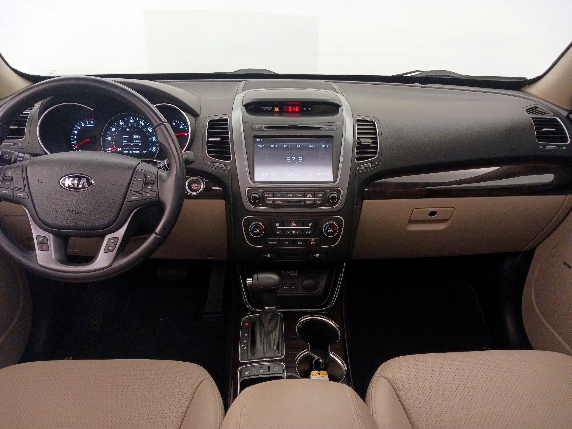 Thumbnail: 2014 Kia Sorento - 9