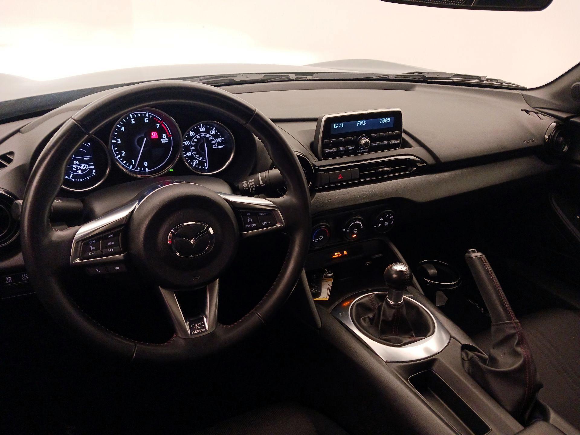 Thumbnail: 2016 Mazda MX-5 Miata - 9