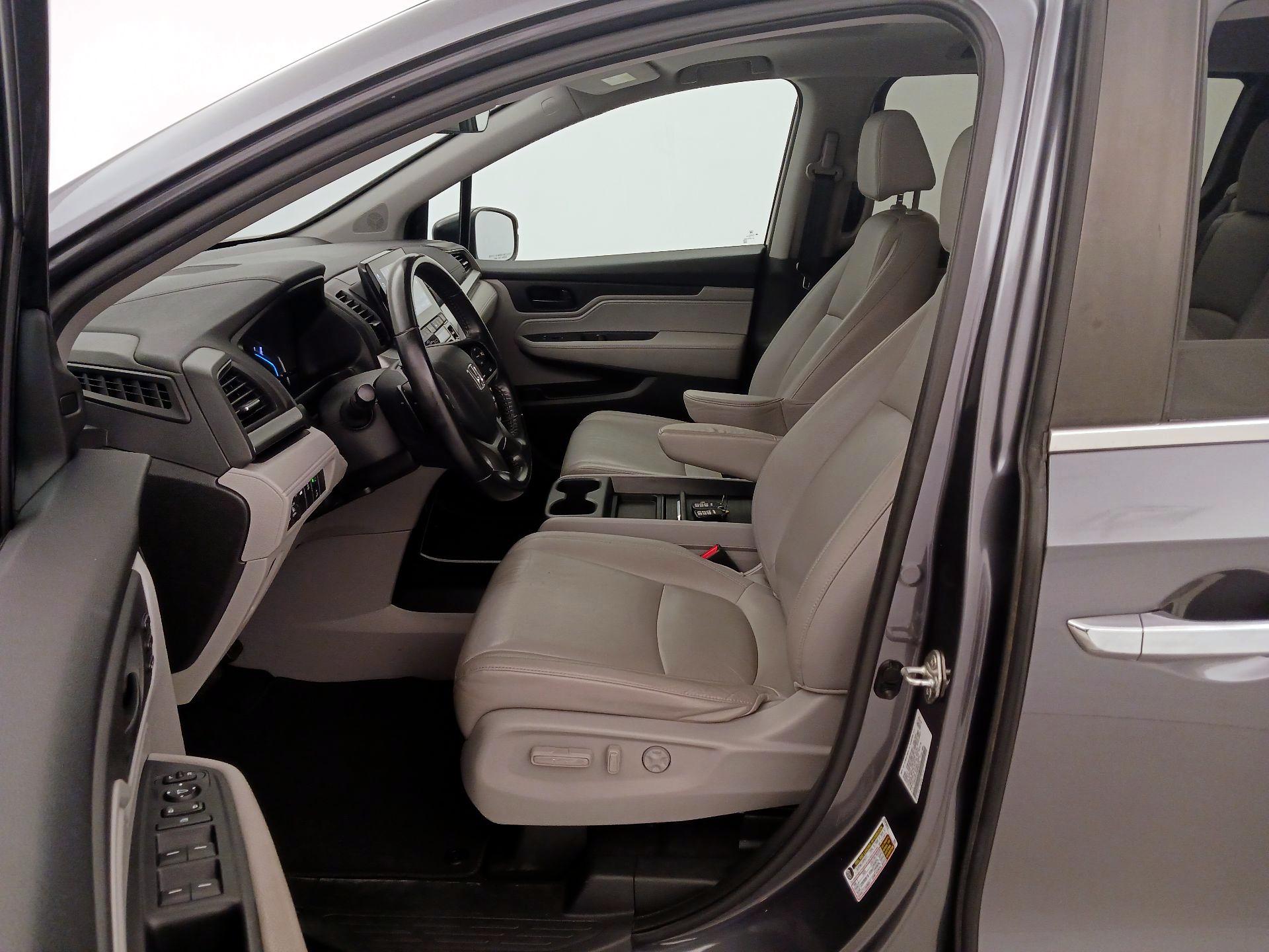 Thumbnail: 2019 Honda Odyssey - 11