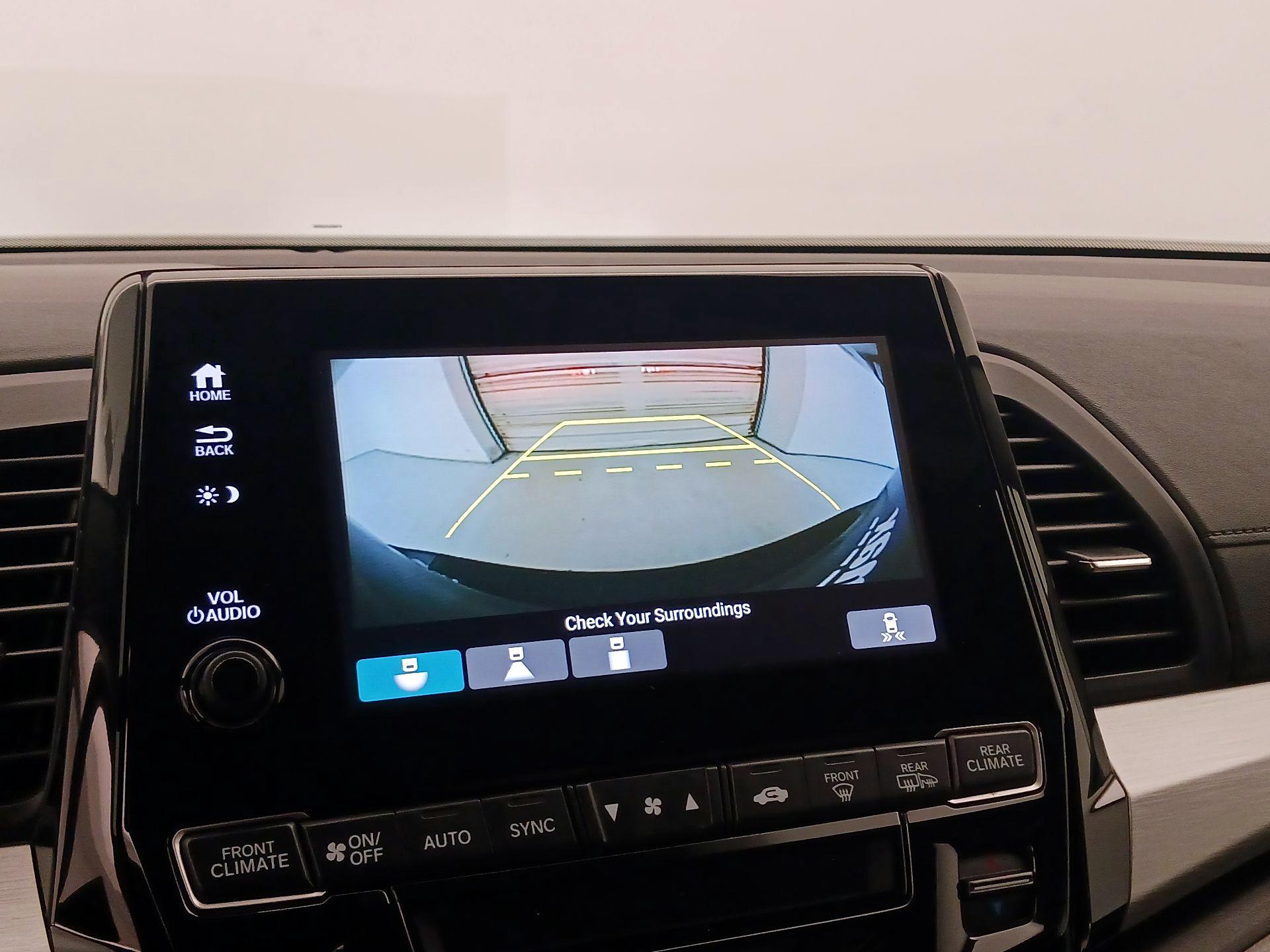 Thumbnail: 2019 Honda Odyssey - 14