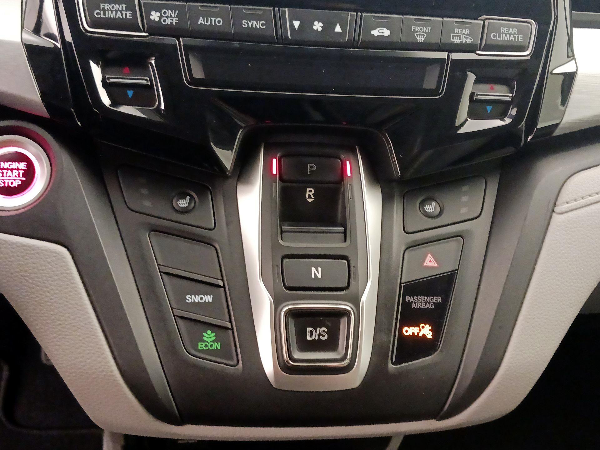 Thumbnail: 2019 Honda Odyssey - 17