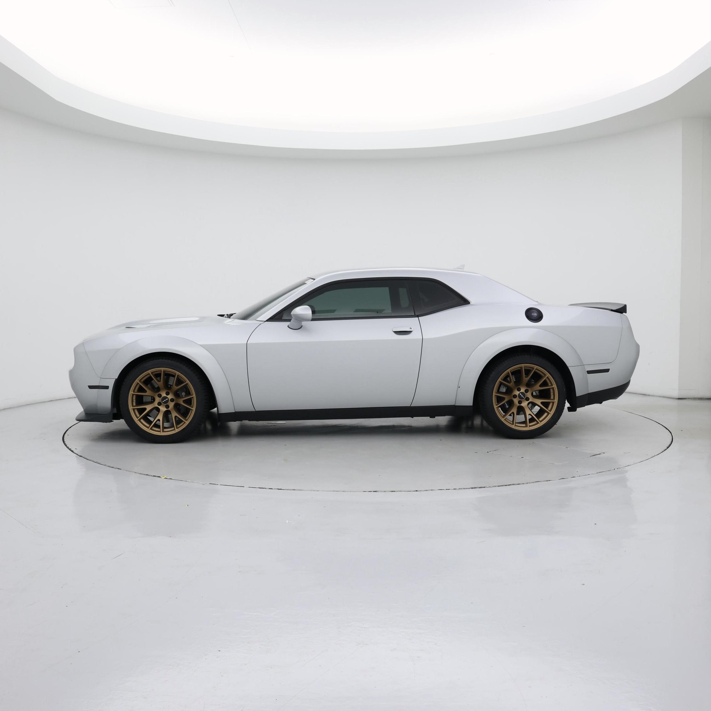 Thumbnail: 2019 Dodge Challenger - 3