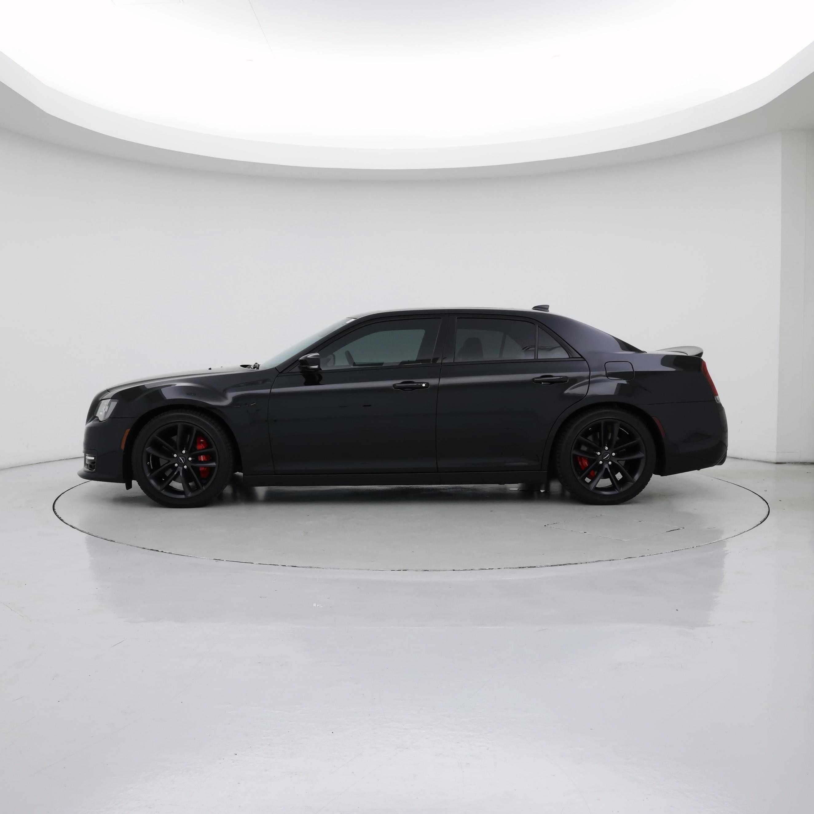 Thumbnail: 2023 Chrysler 300 - 3