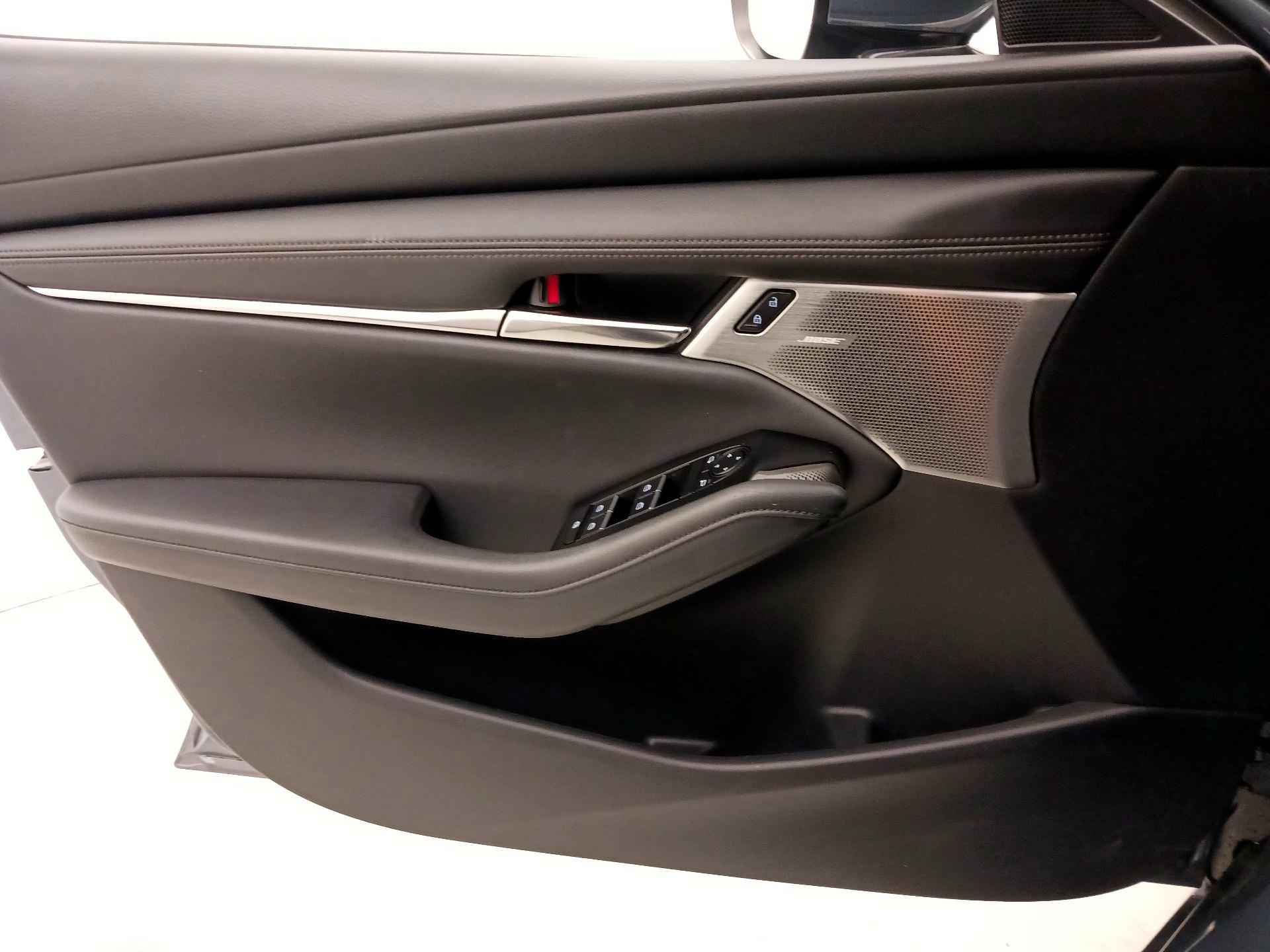 Thumbnail: 2021 Mazda Mazda3 - 12