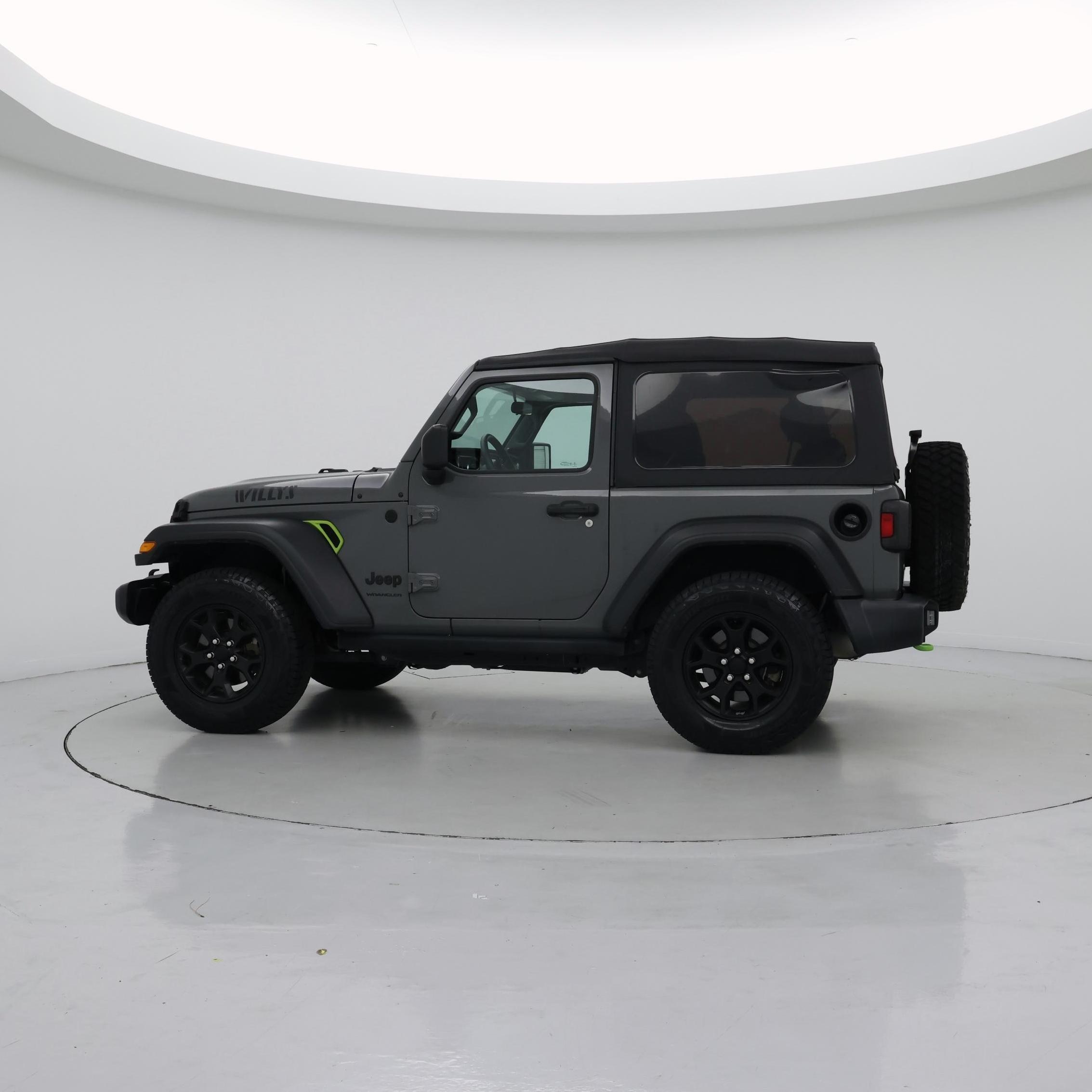 Thumbnail: 2021 Jeep Wrangler - 5