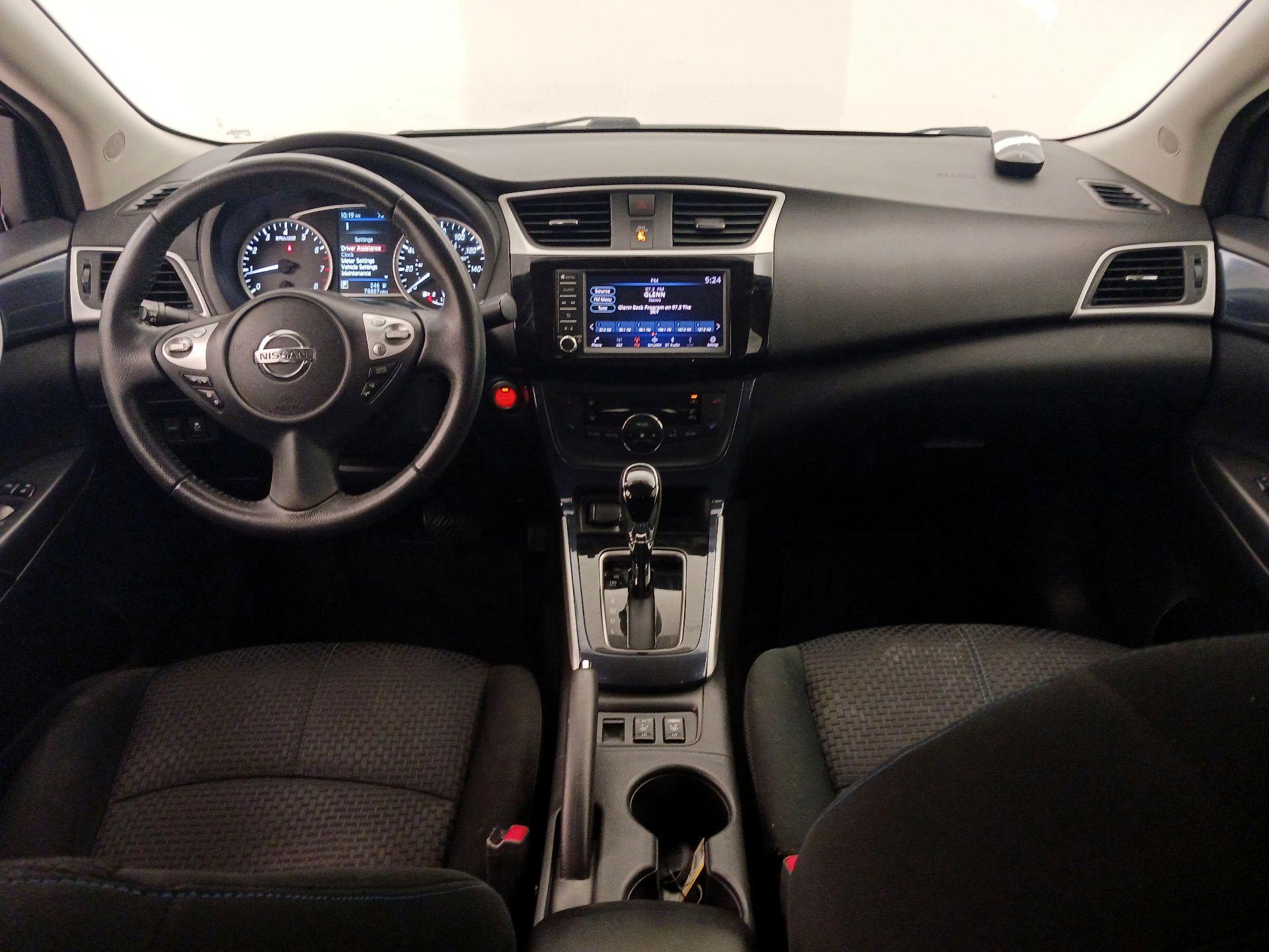 Thumbnail: 2019 Nissan Sentra - 9