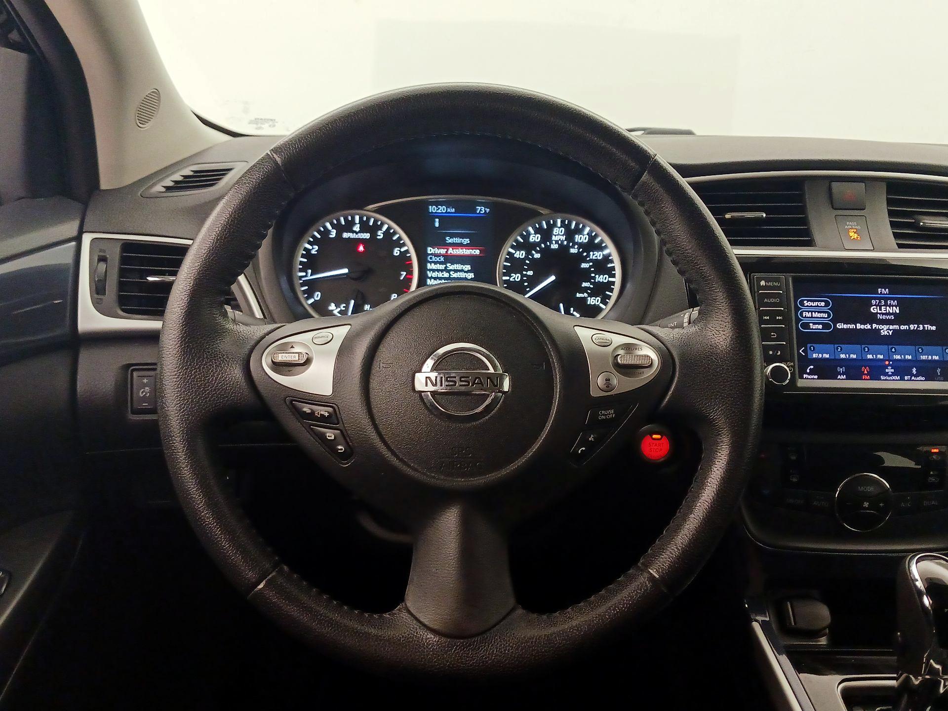 Thumbnail: 2019 Nissan Sentra - 10