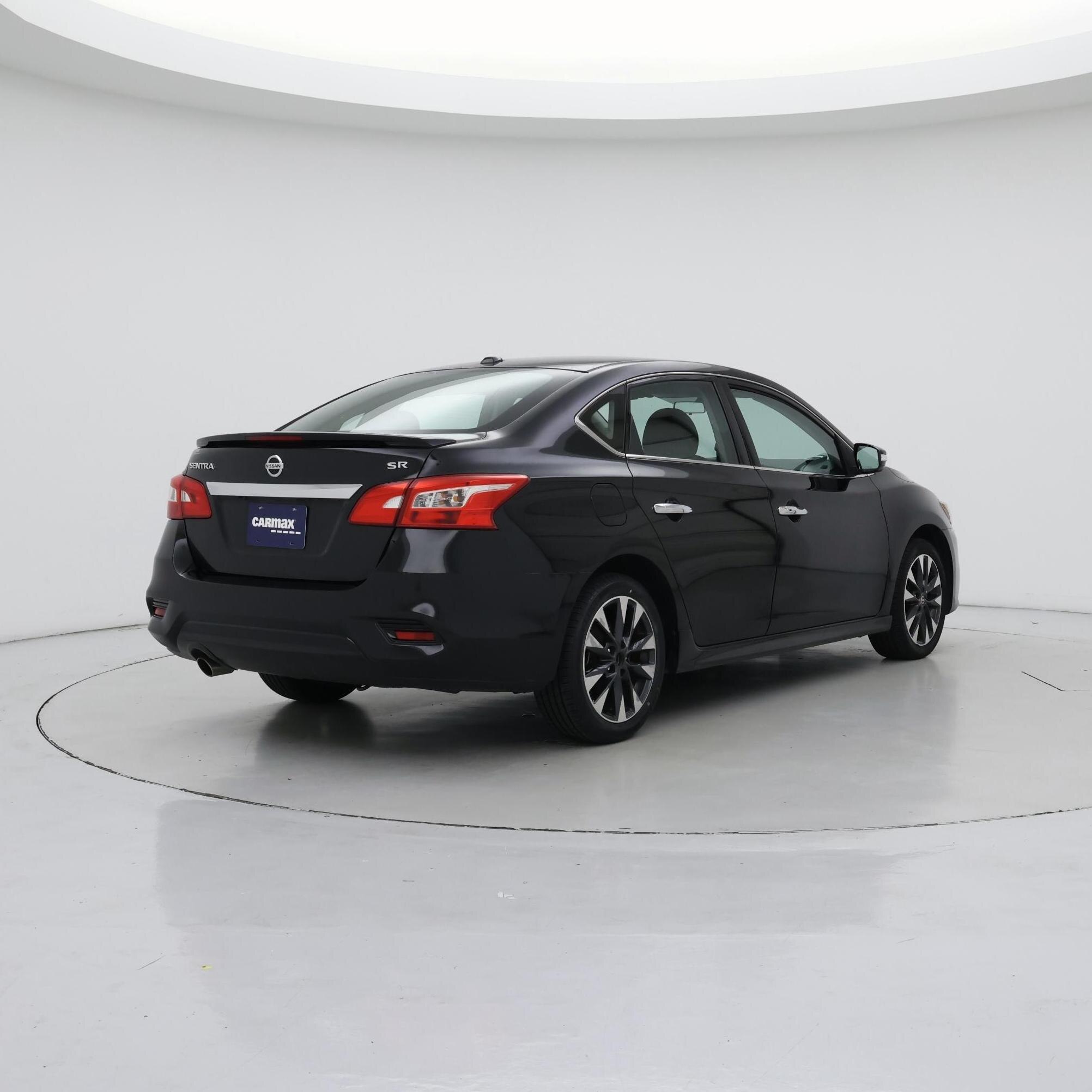 Thumbnail: 2019 Nissan Sentra - 8