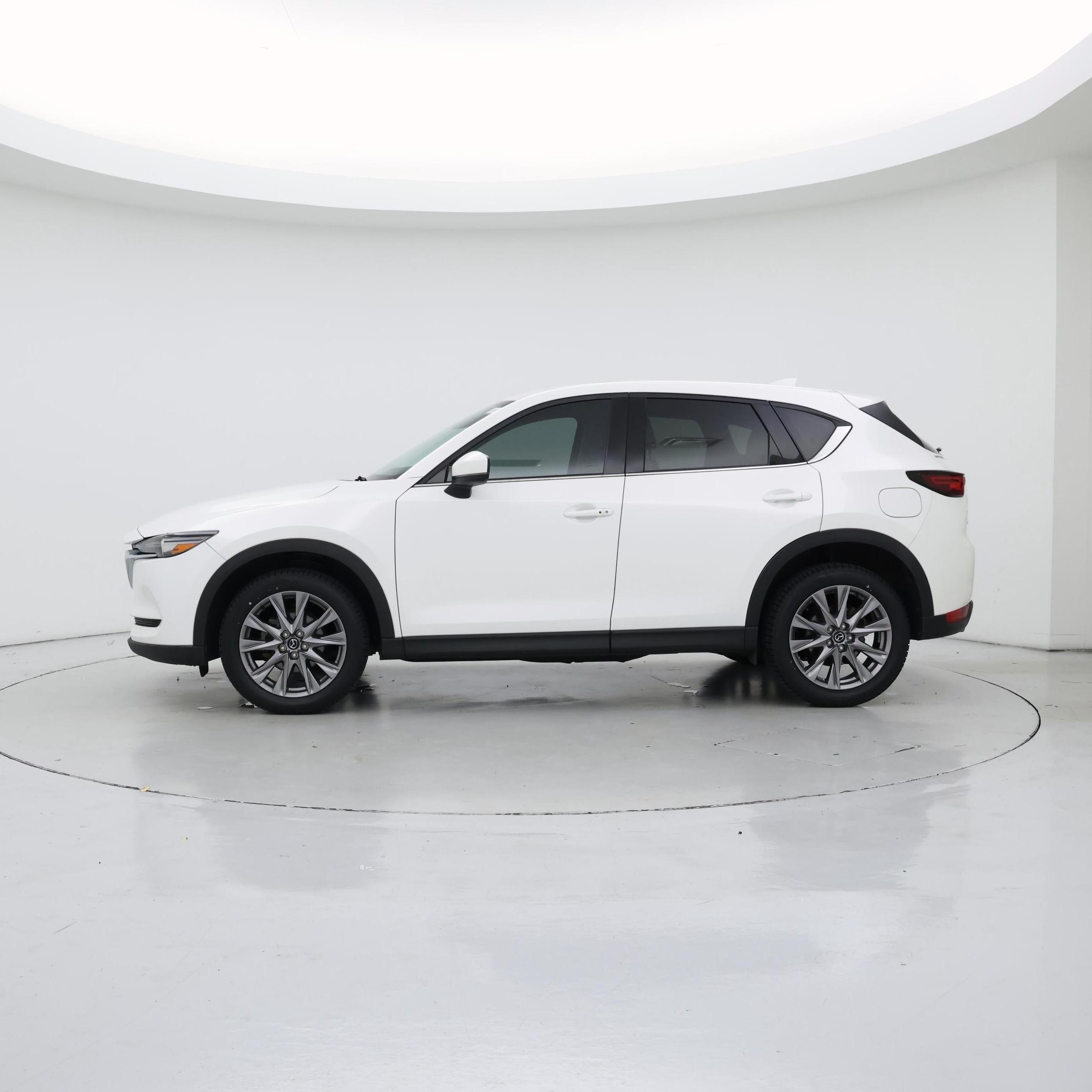 Thumbnail: 2020 Mazda CX-5 - 3