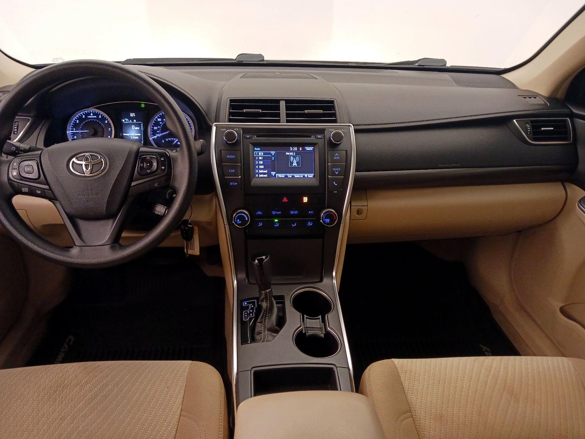 Thumbnail: 2017 Toyota Camry - 9