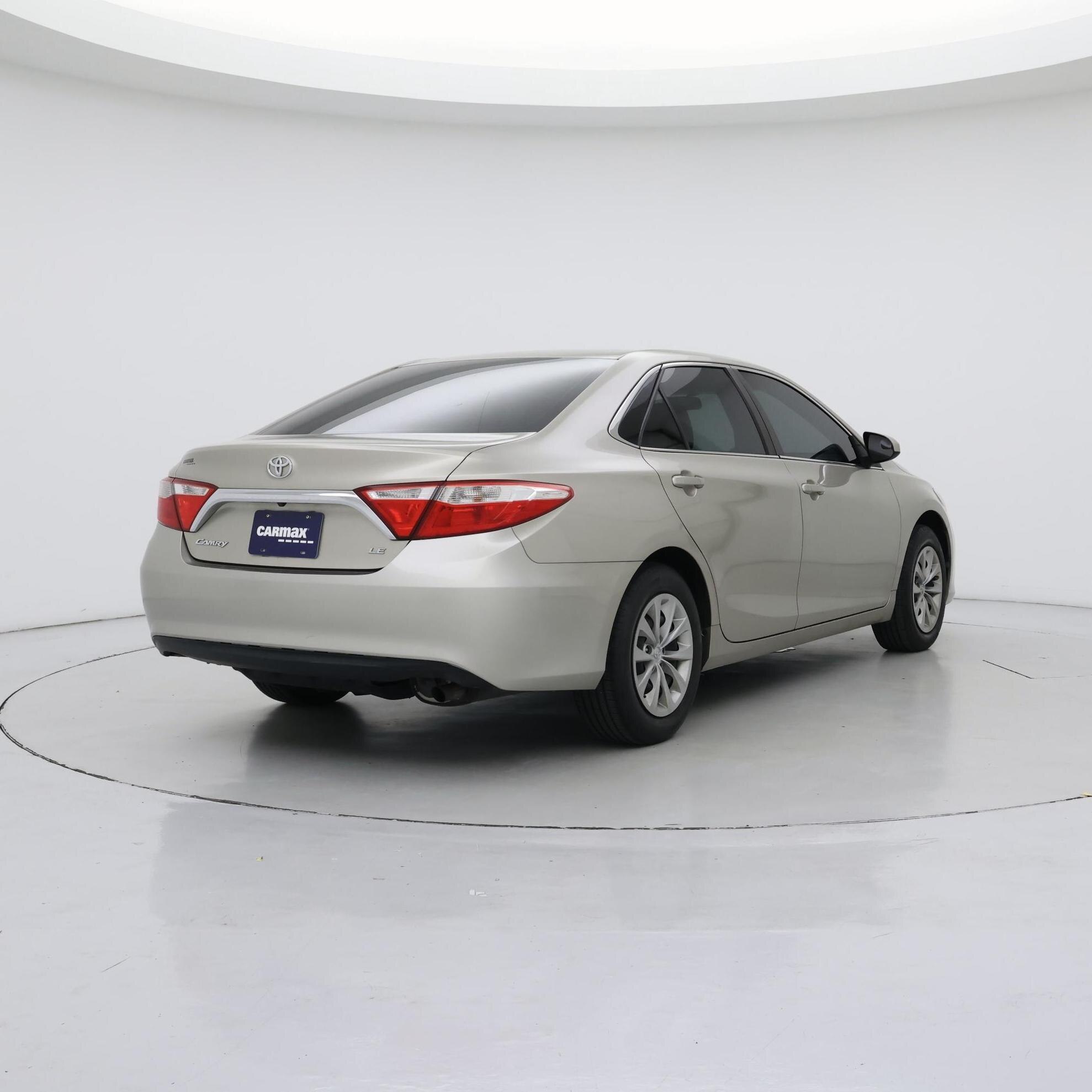 Thumbnail: 2017 Toyota Camry - 8