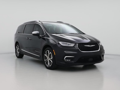 Black 2022 Chrysler Pacifica Pinnacle