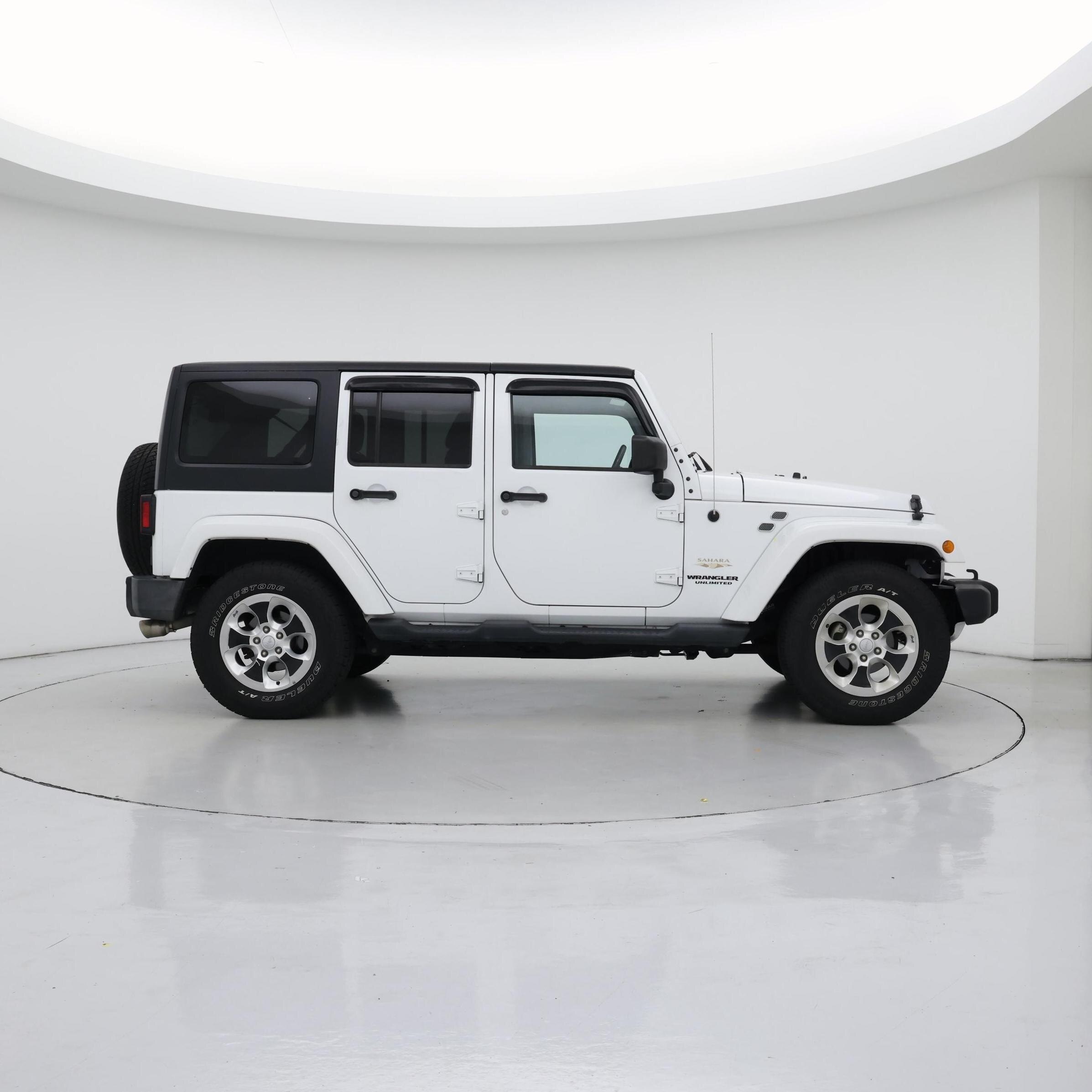 Thumbnail: 2015 Jeep Wrangler - 7