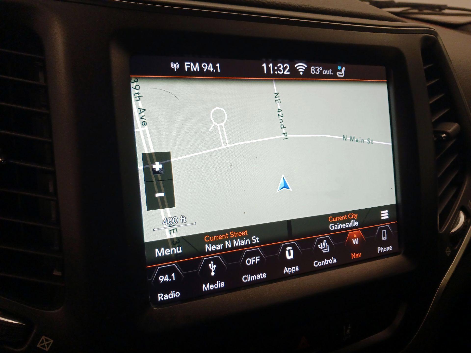 Thumbnail: 2019 Jeep Cherokee - 14
