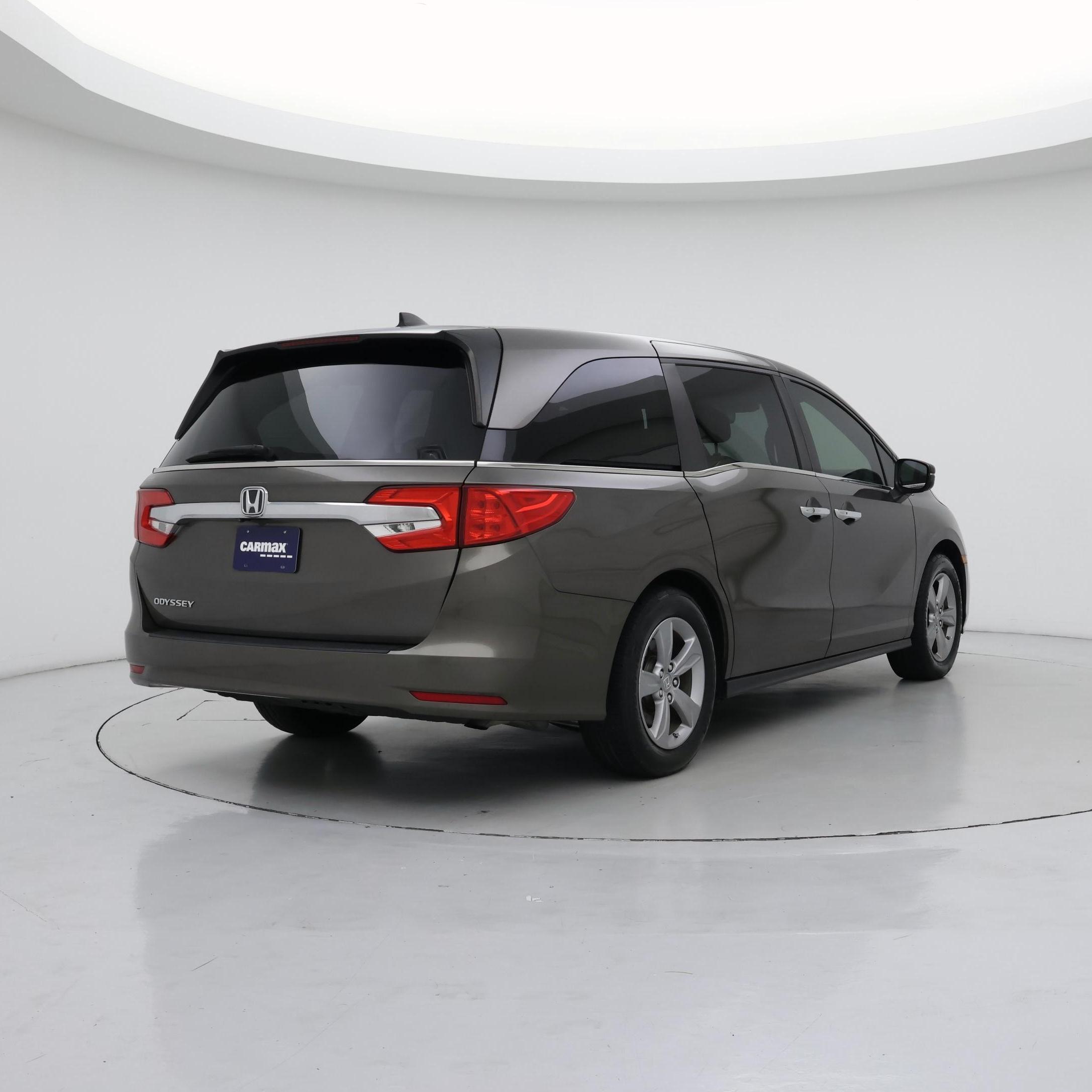 Thumbnail: 2018 Honda Odyssey - 8
