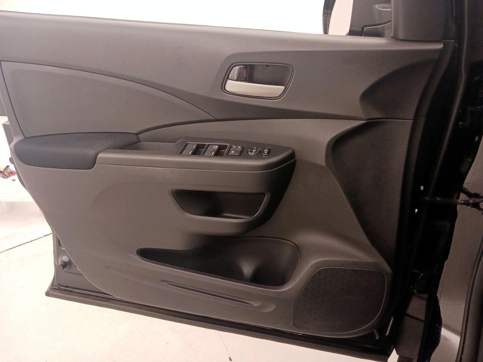 Thumbnail: 2016 Honda CR-V - 12