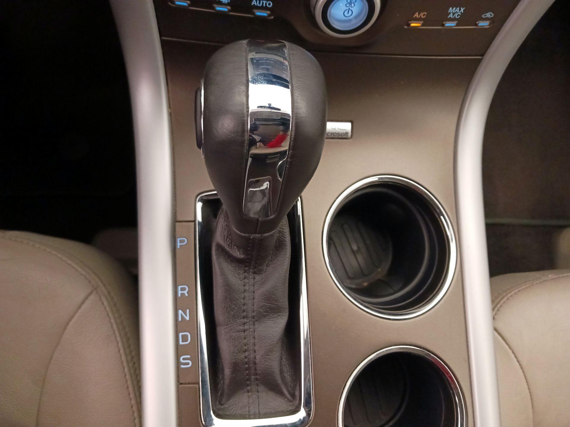 Thumbnail: 2014 Ford Edge - 18