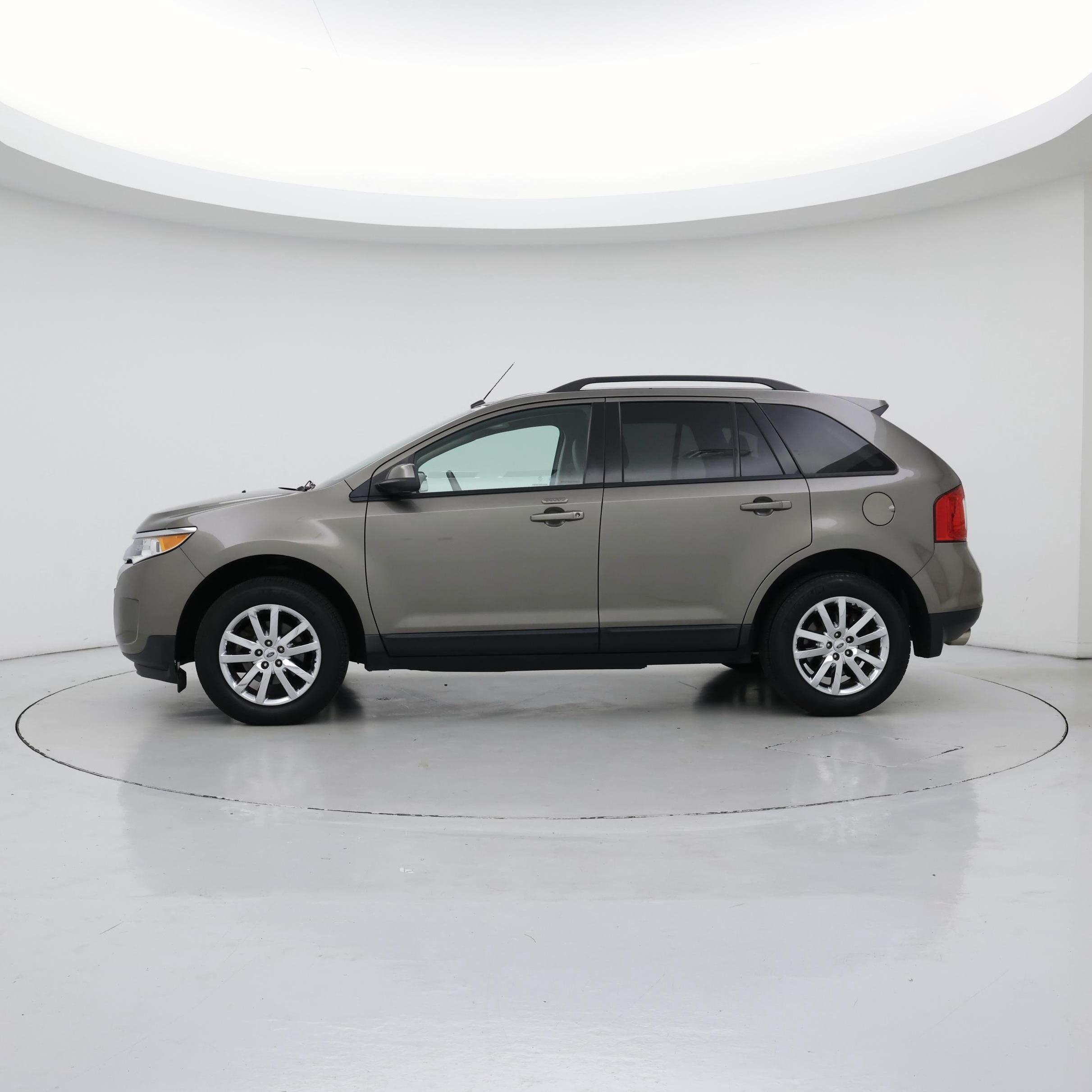 Thumbnail: 2014 Ford Edge - 3