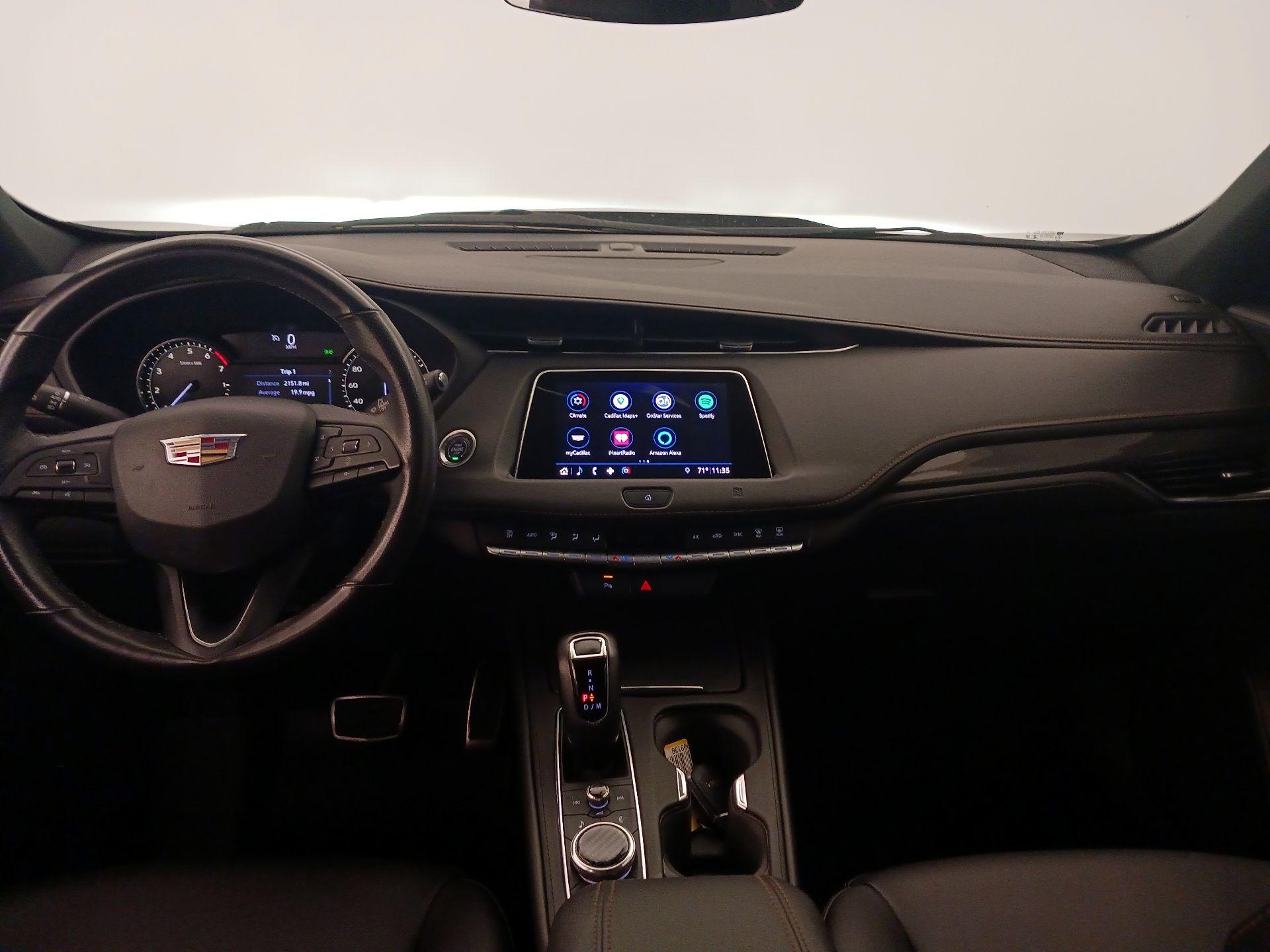 Thumbnail: 2019 Cadillac XT4 - 9