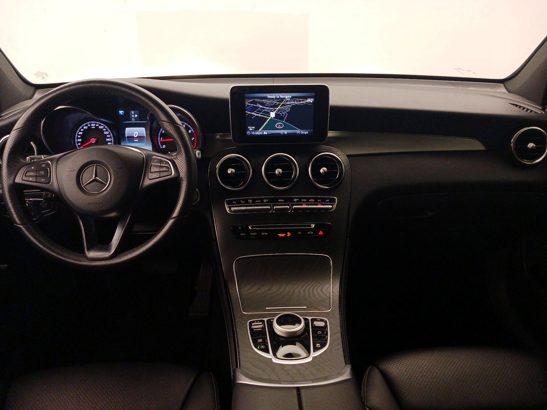 Thumbnail: 2019 Mercedes-Benz GLC - 9